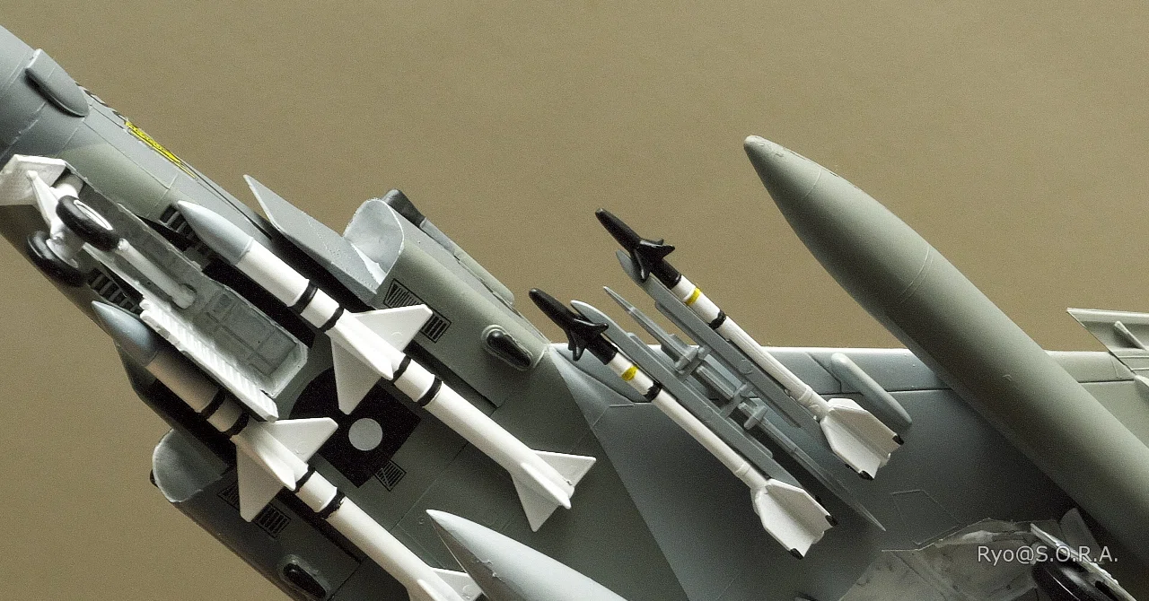 プラモデル製作記 タミヤ 1/72 F-4S NAVYファントムII ｜Ryo@S.O.R.A.