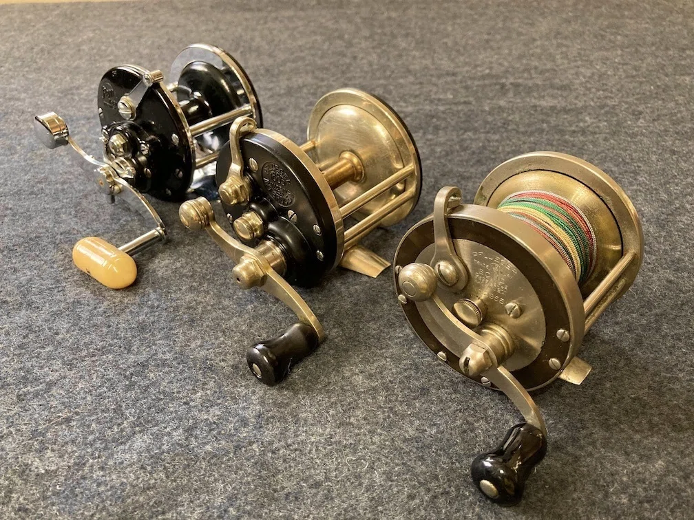 🎣 Old Fishing Tackle 012: The Enchanting 2nd Generation ~ PFLUEGER ...