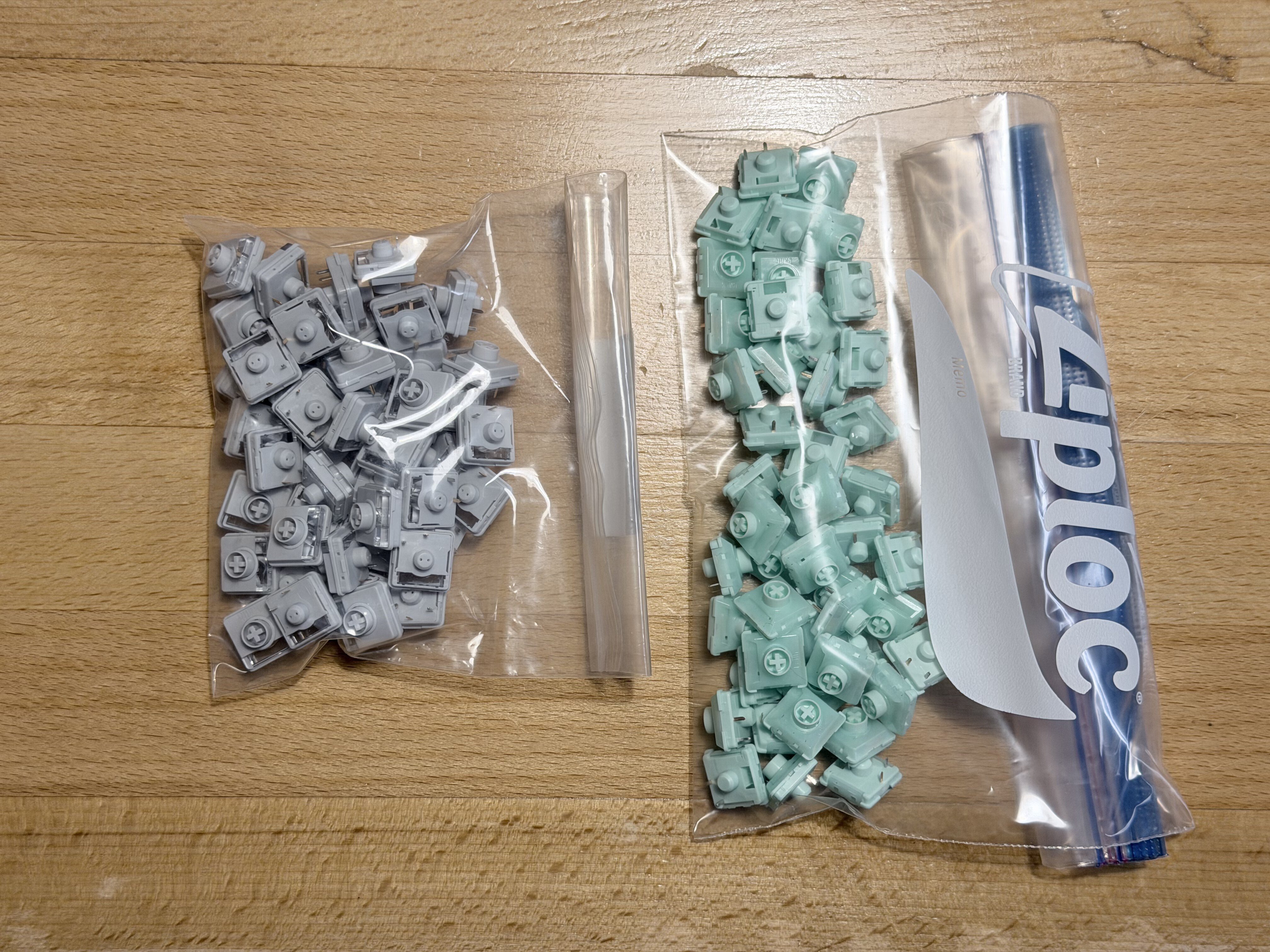 Cornix のキースイッチを Lofree Void Switch に変えた｜Hayato