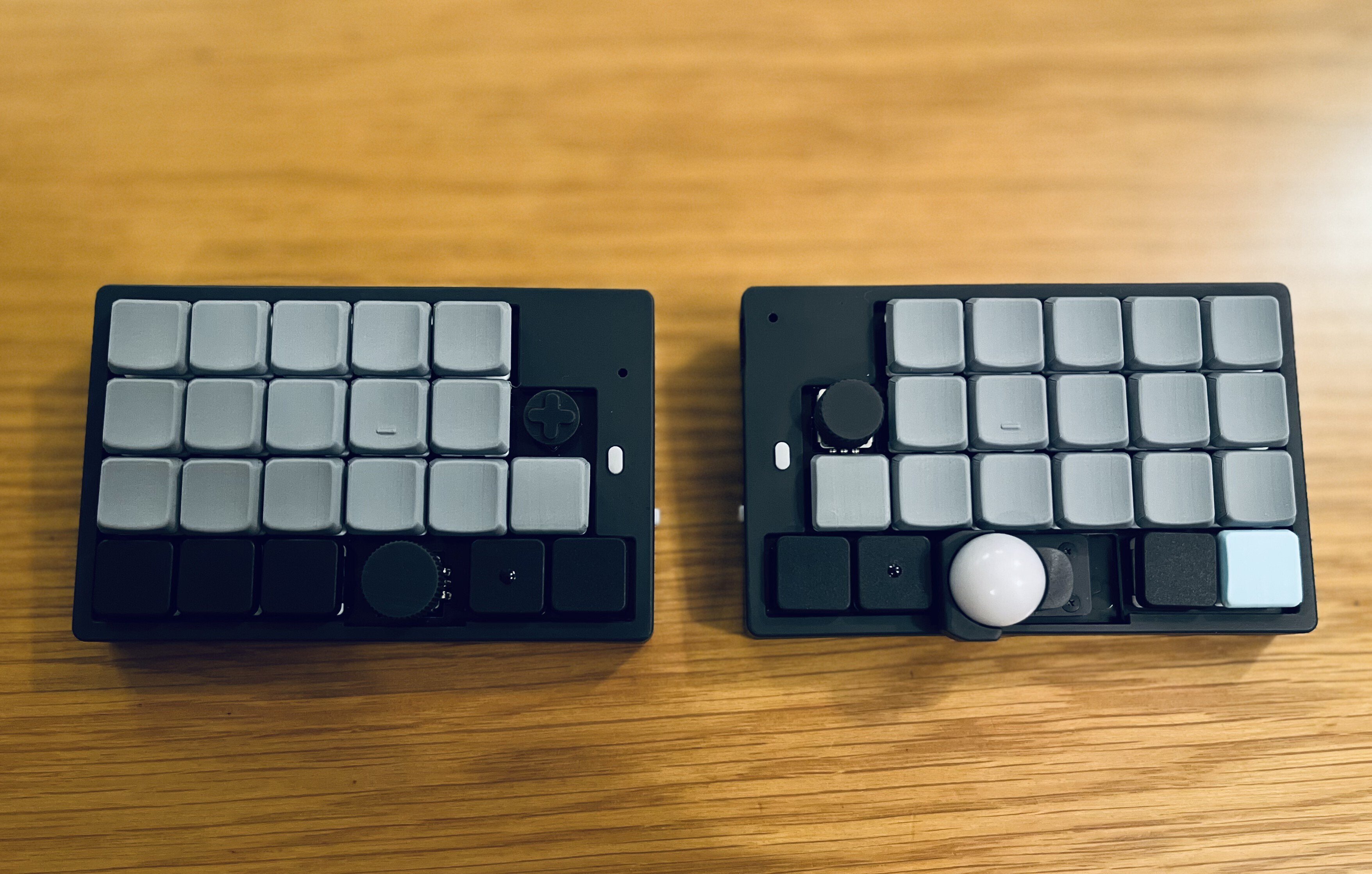 sak 17mm狭ピッチ 無線KeyballBLE 完成品 カスタム可能 sak 17mm狭ピッチ 無線KeyballBLE 完成品 カスタム可能 17mm狭ピッチ