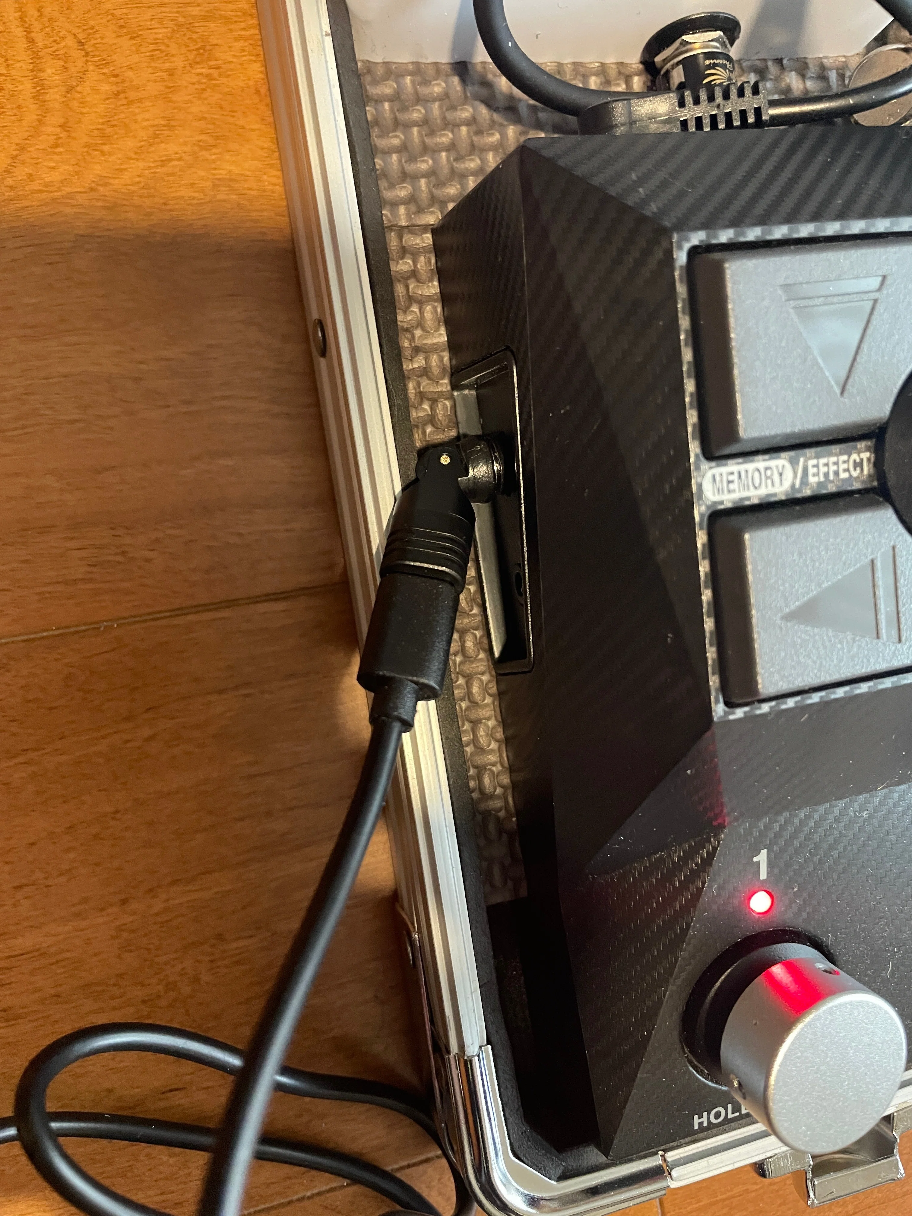 楽器】ZOOMマルチエフェクタのケーブルアクセス改善方法【B2four】【MS