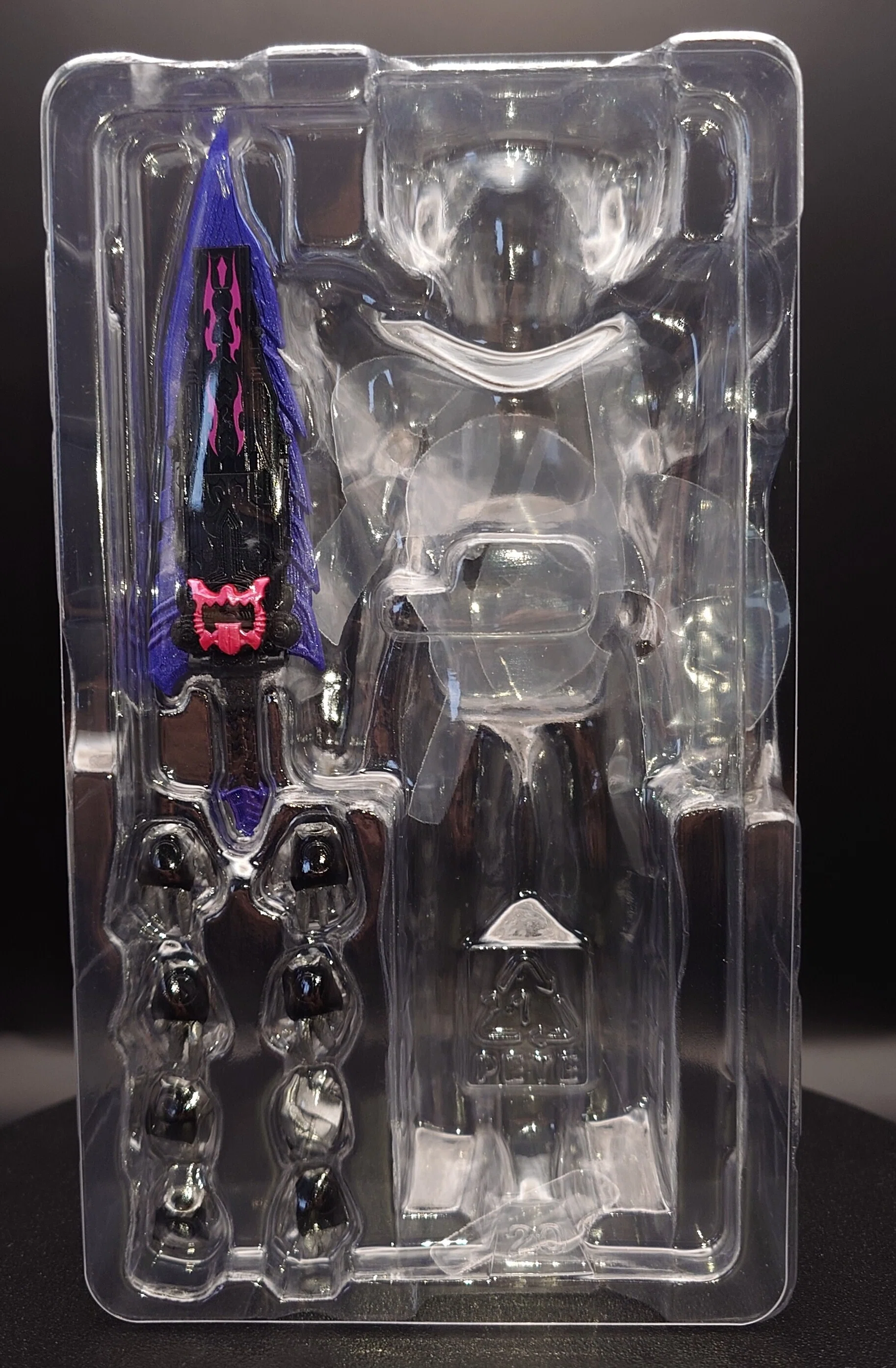 仮面ライダーガヴ】仮面ライダービターガヴ スパーキングミフォームを
