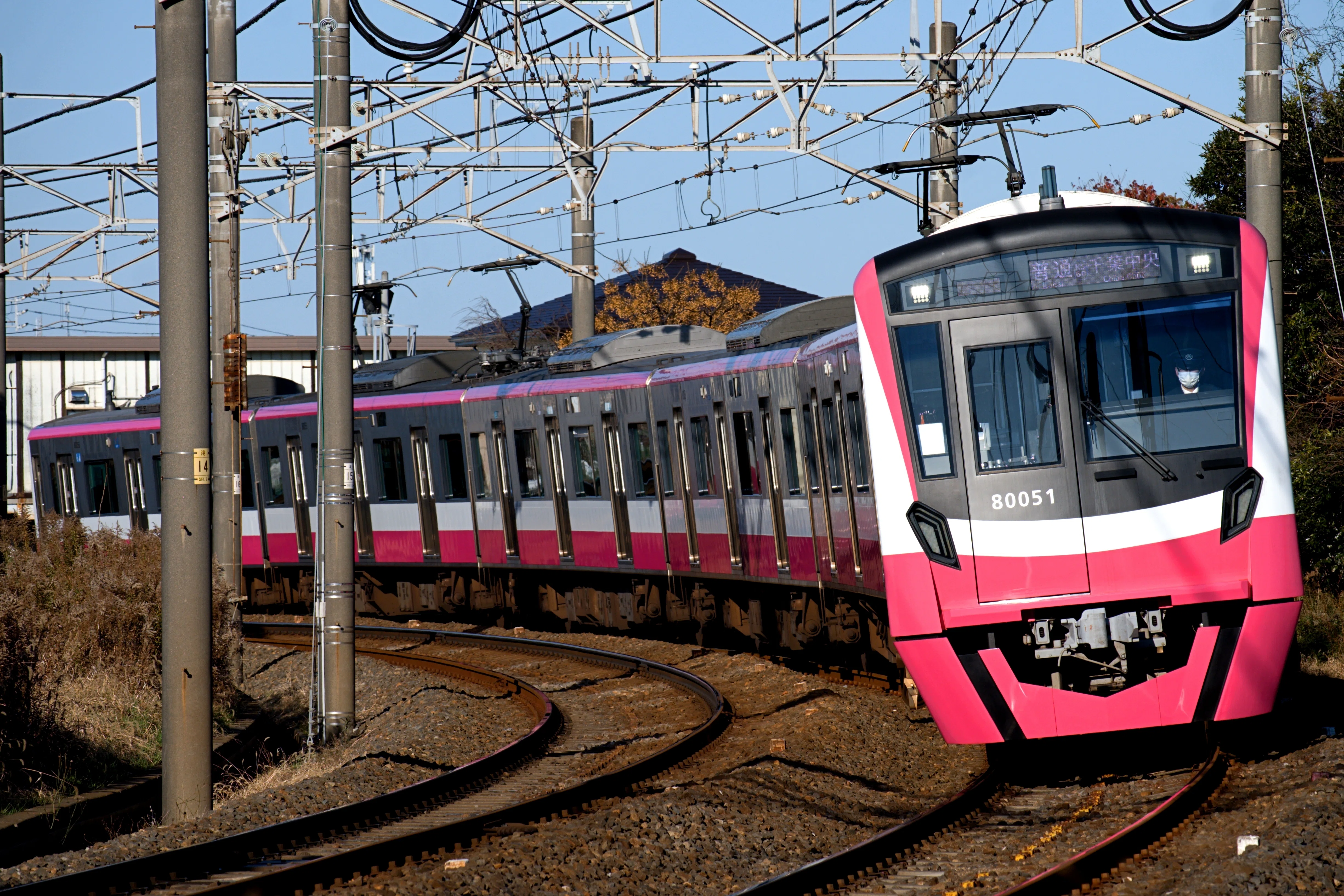 京成松戸線 8900形京成カラー遂に営業入り！ 12月末のニュース｜隣の