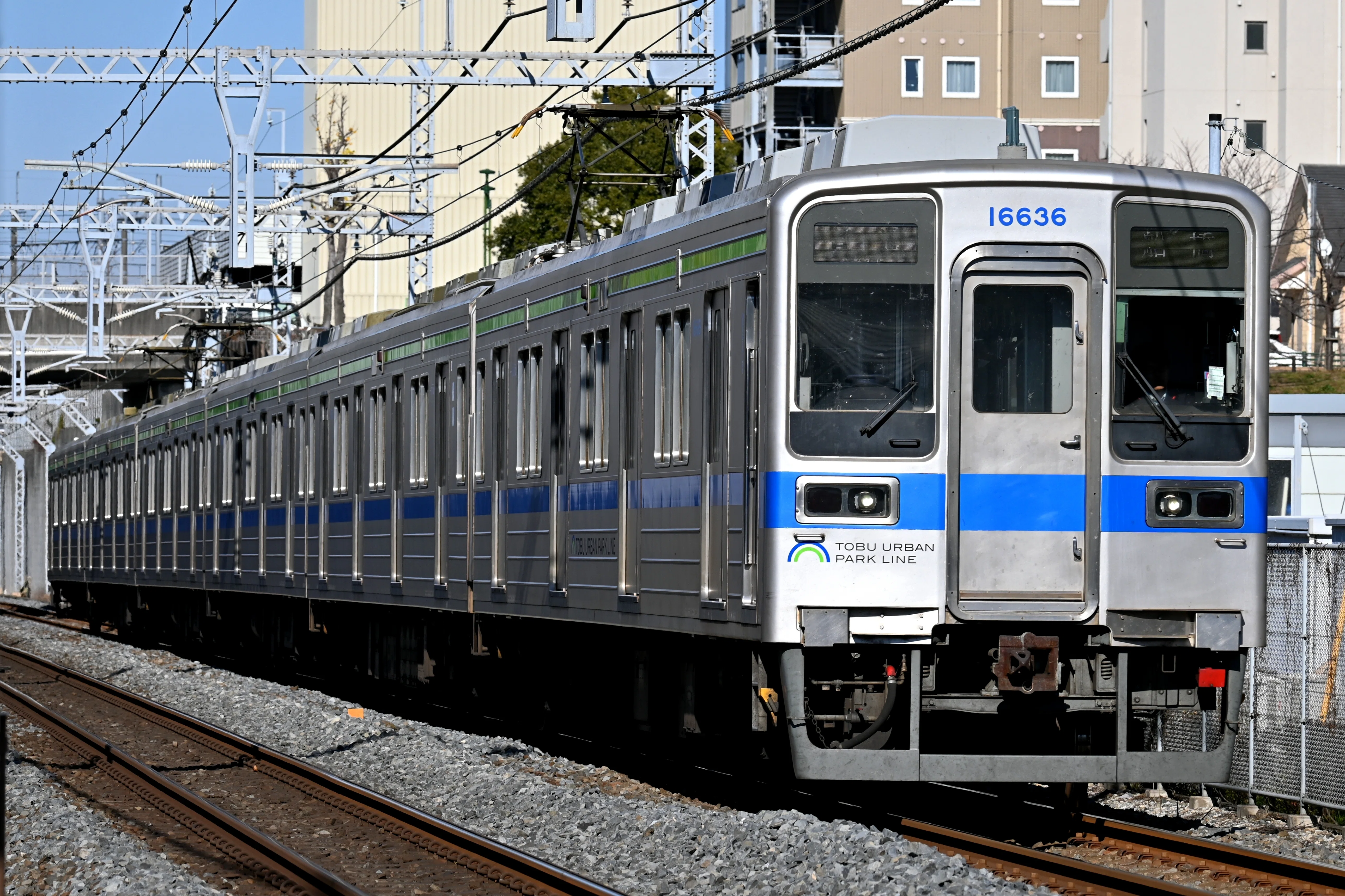 東武野田線 8000系幕車・5両編成の60000系を撮る！｜隣の芝生は隣の芝生