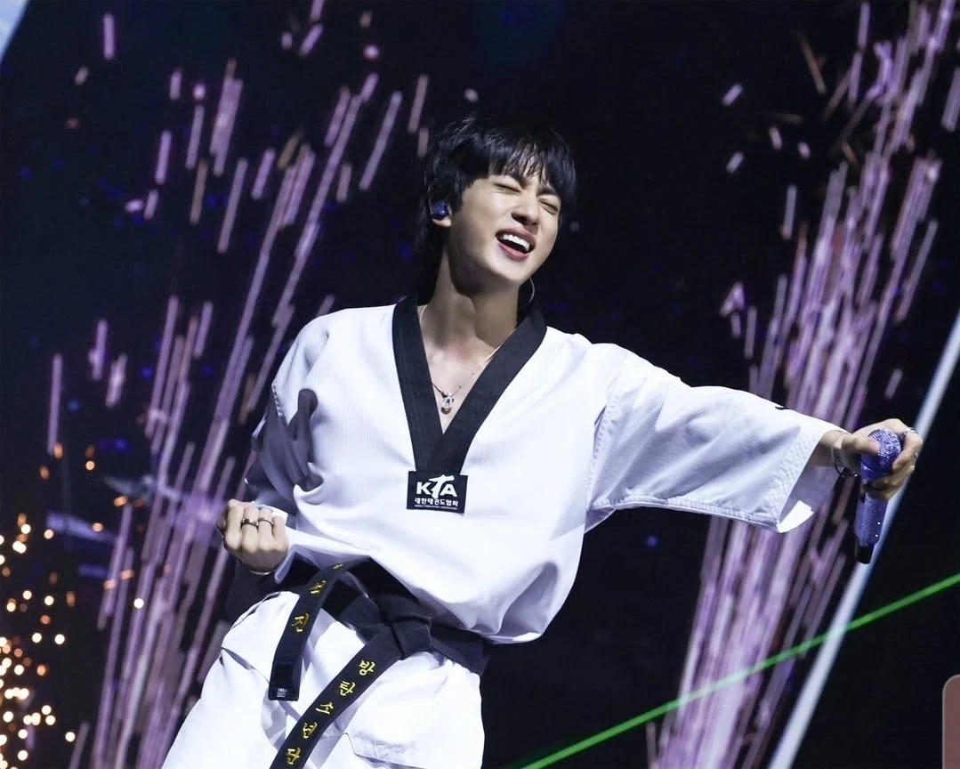 SAFETY ZONEに根を張ったj-hopeと、ソクジンが走り抜けた2025年｜ao