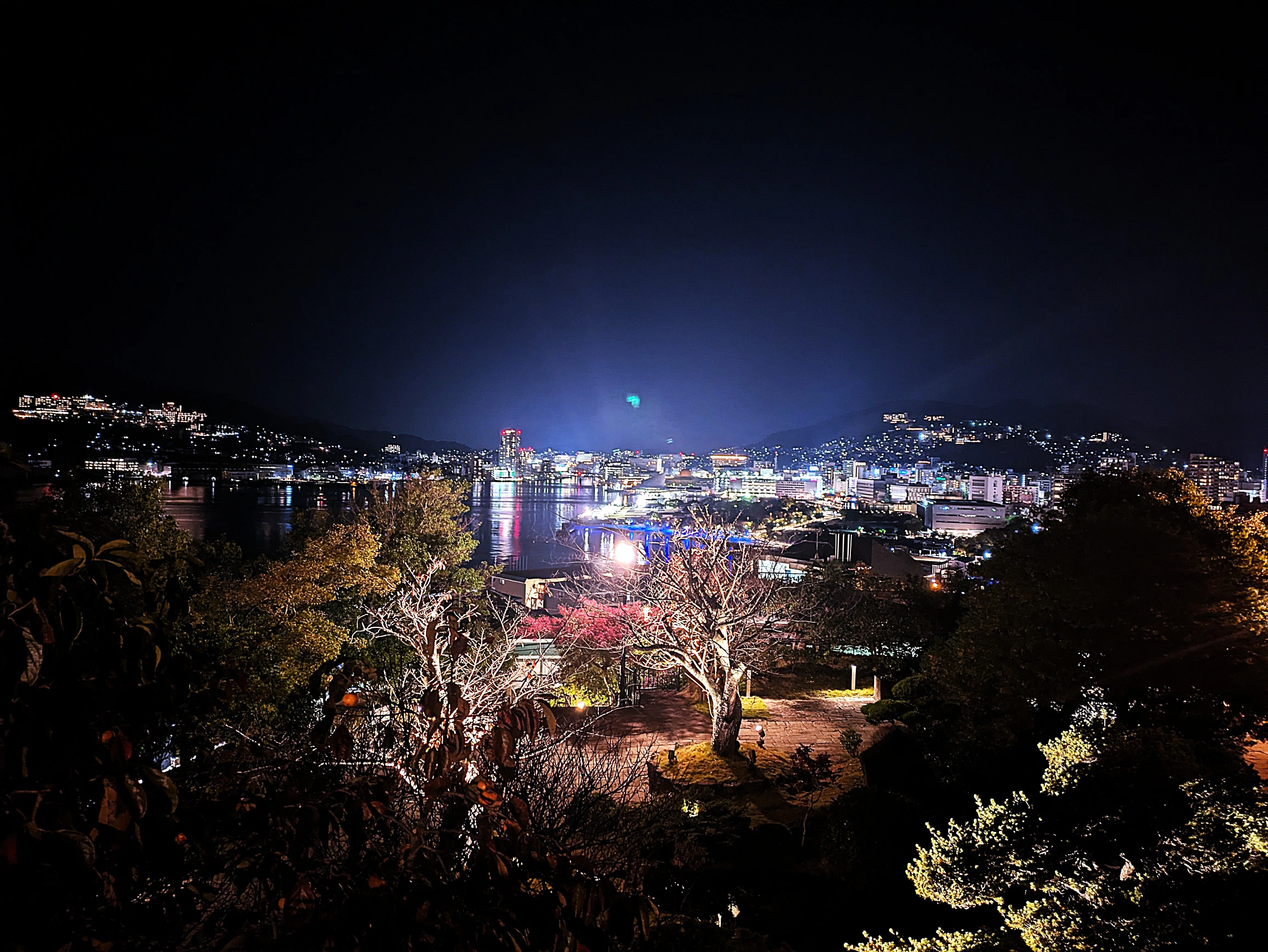 長崎の夜景とちゃんぽんと｜東 寿浩