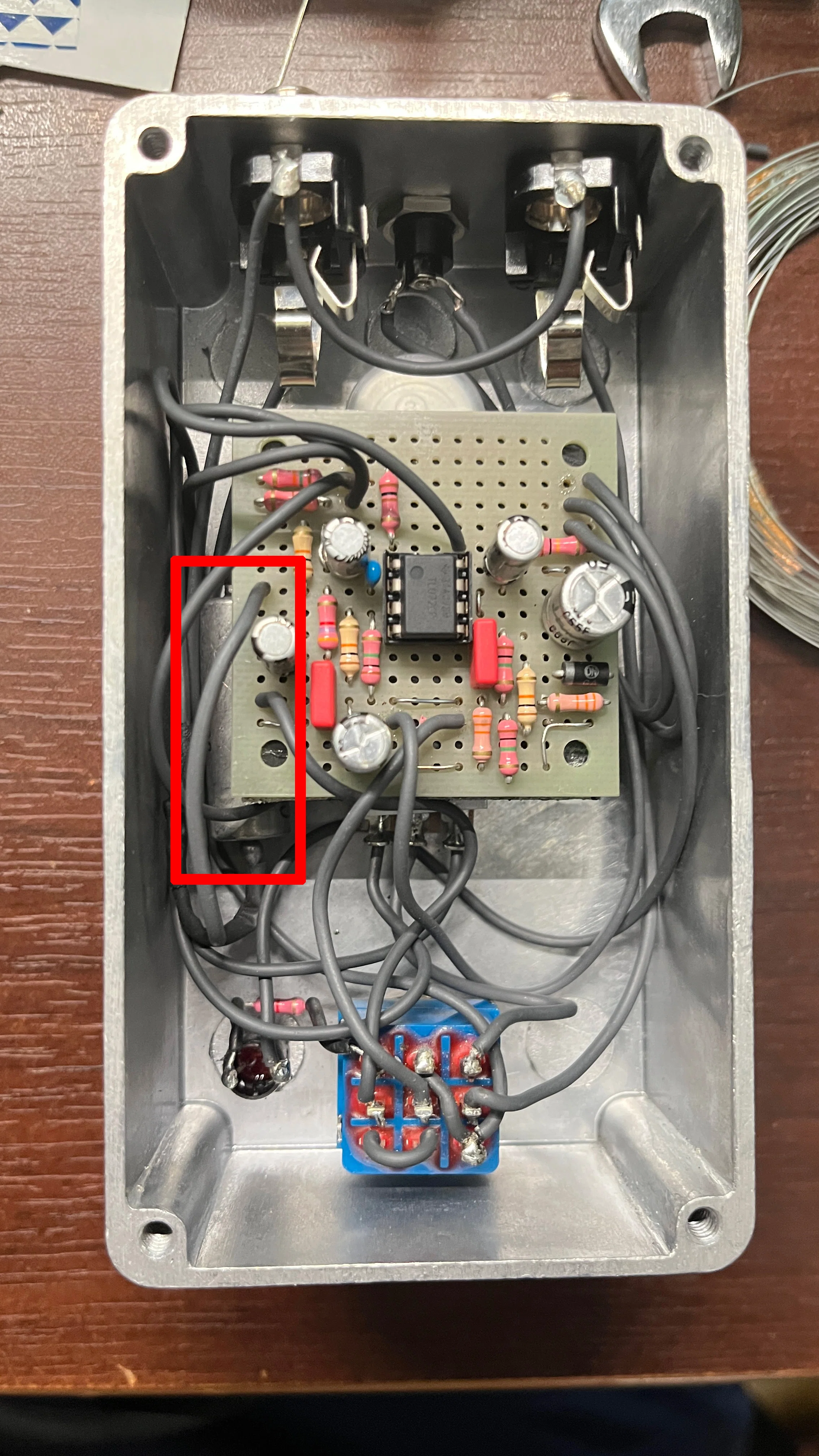 自作エフェクター：ダウンチューニング用ローカットフィルター｜加川