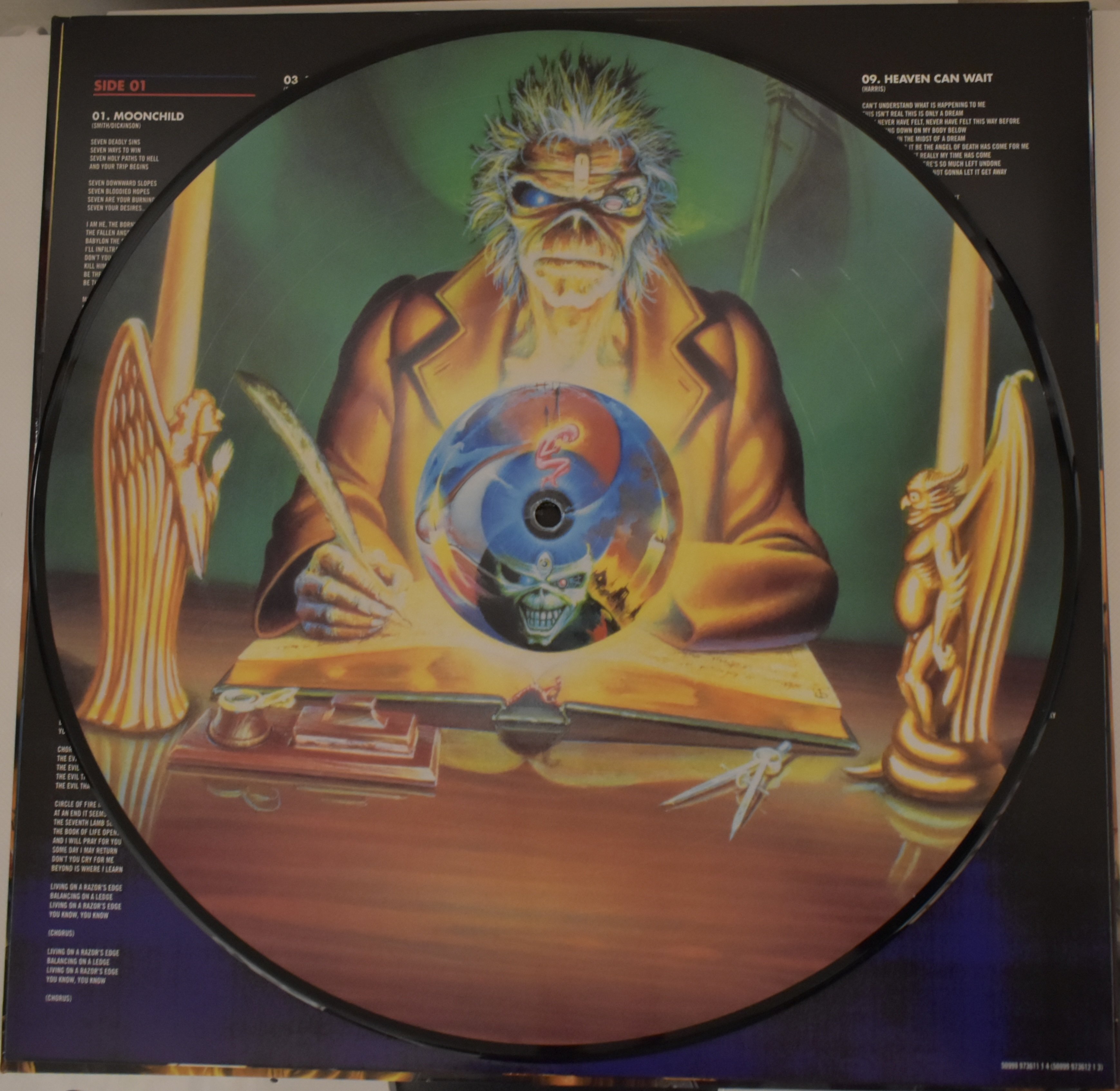 永久保存版】アイアン・メイデンをアナログで聴き尽くす。至高のLP