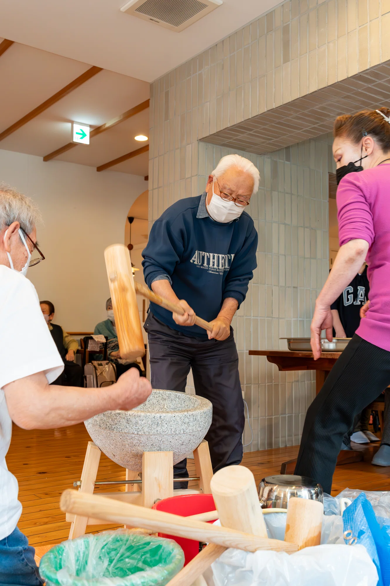 活動歴および当時の関連ビジュアル記録