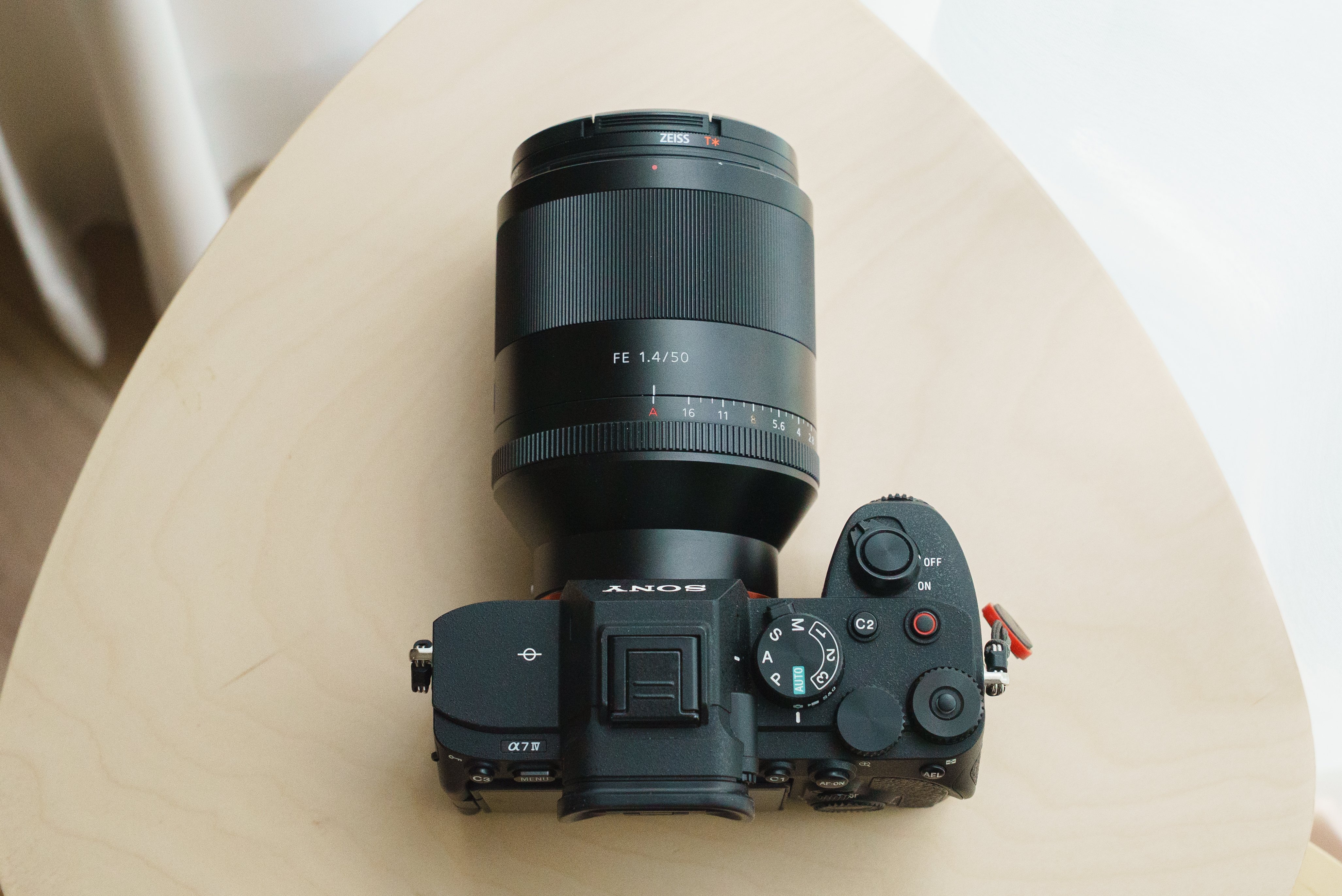 今、試されるZEISSへの愛｜FE 50mm F1.4 ZA｜イノウエノリユキ