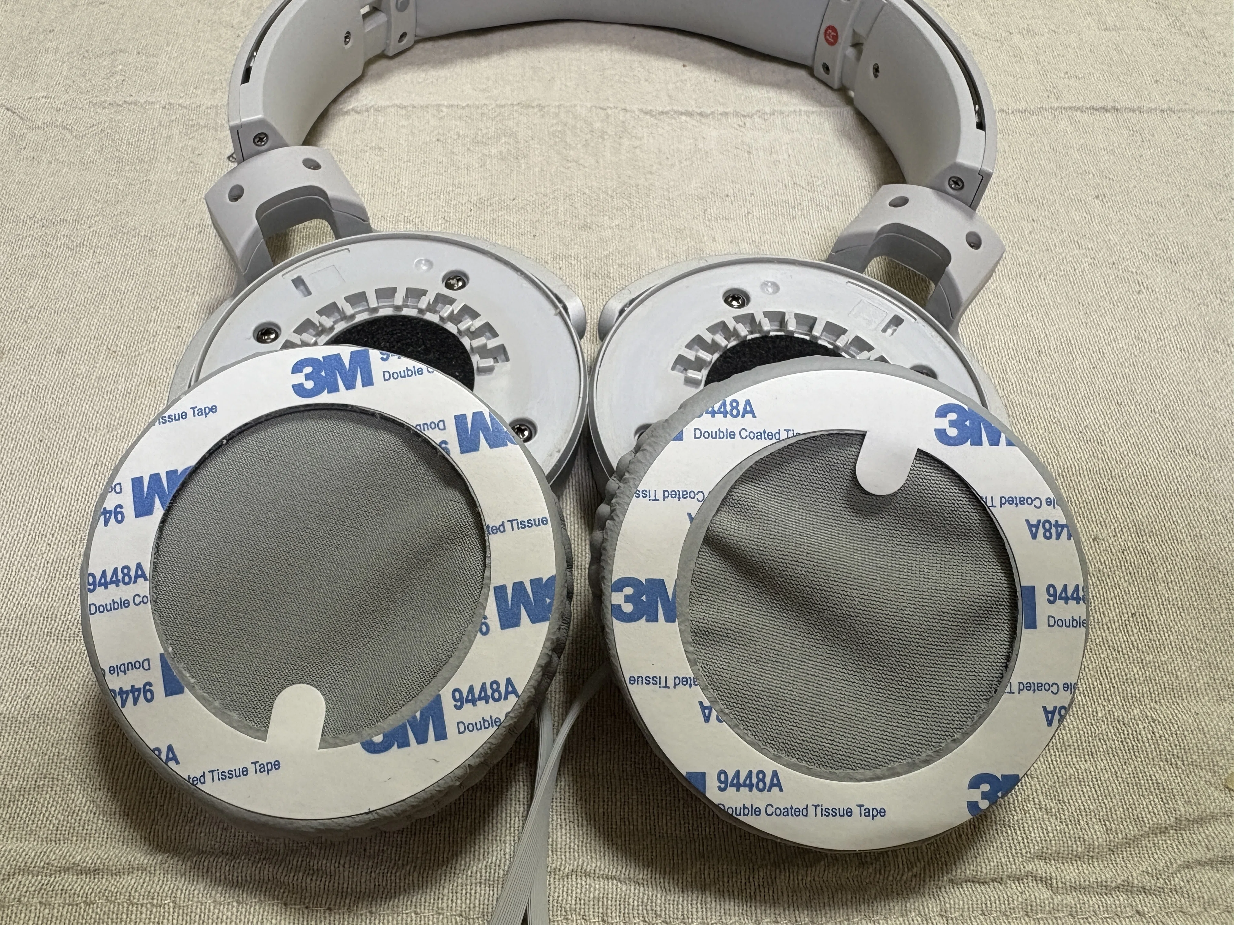 オーバーヘッド型のSONYヘッドフォンMDR-XB550APのイヤーパッド交換