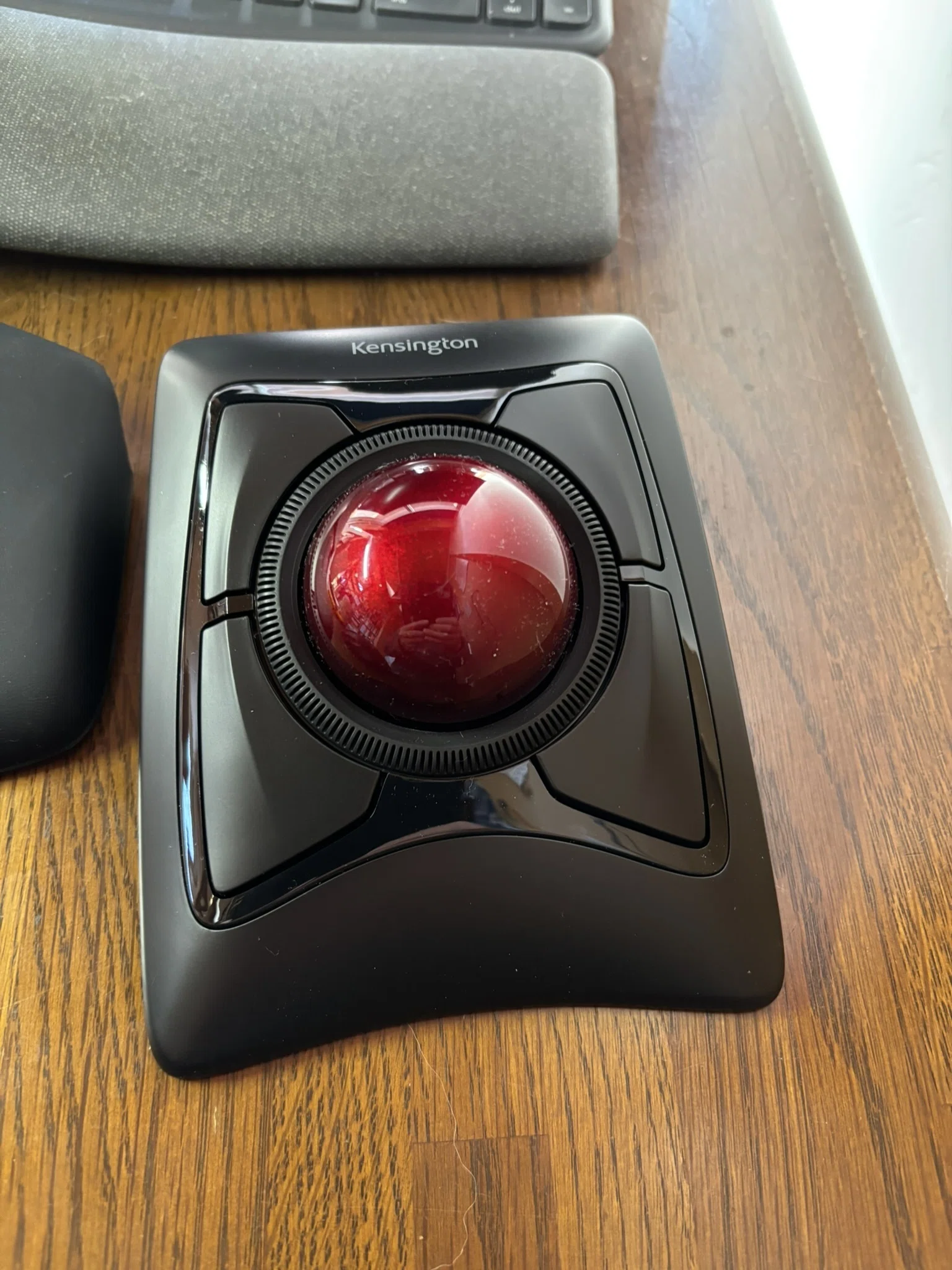 トラックボール Kensington Expert Mouse Wireless Trackball の