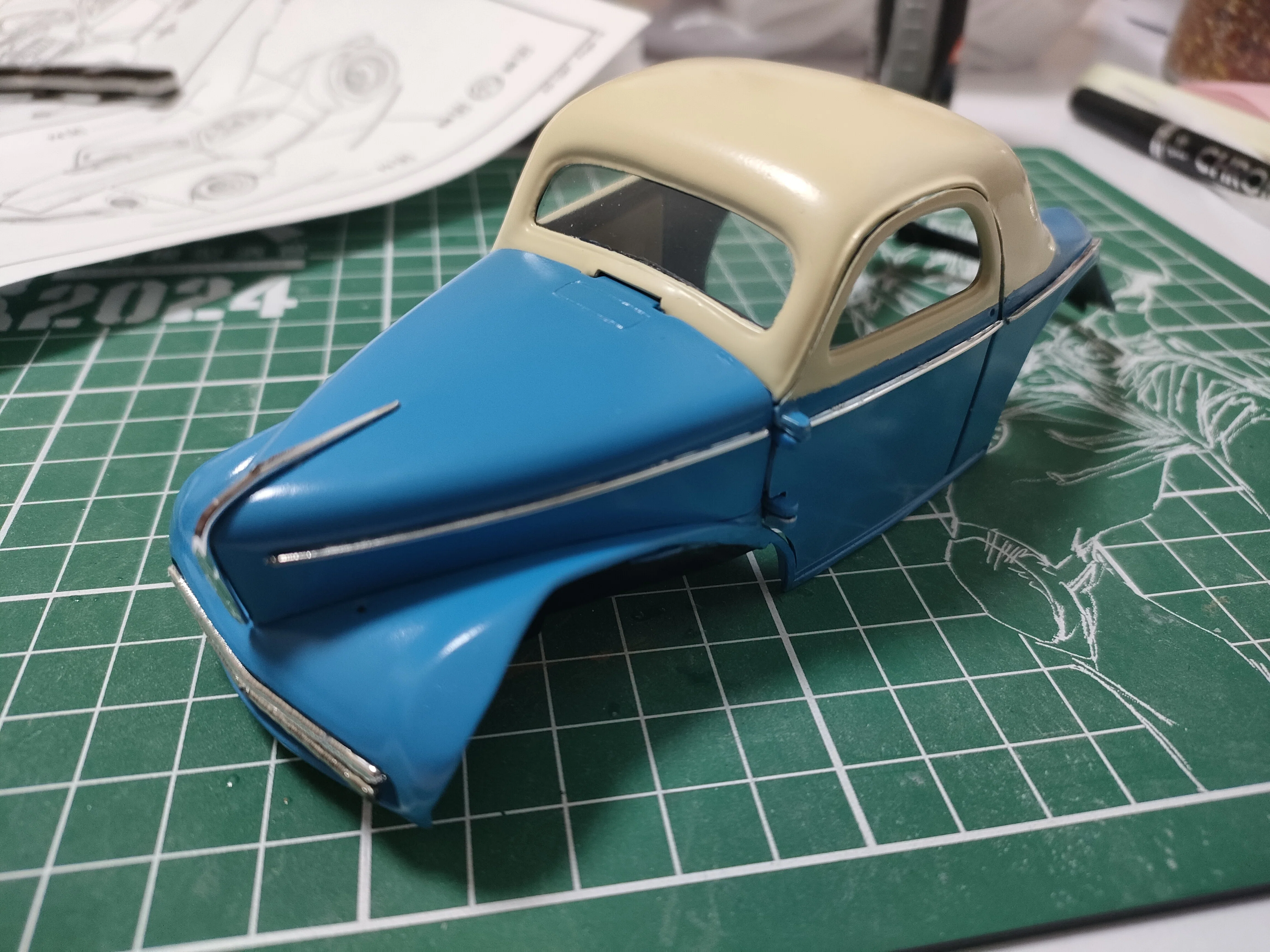 ディズニー短編 青い自動車 スージー メディコムトイ VCD 青い自動車