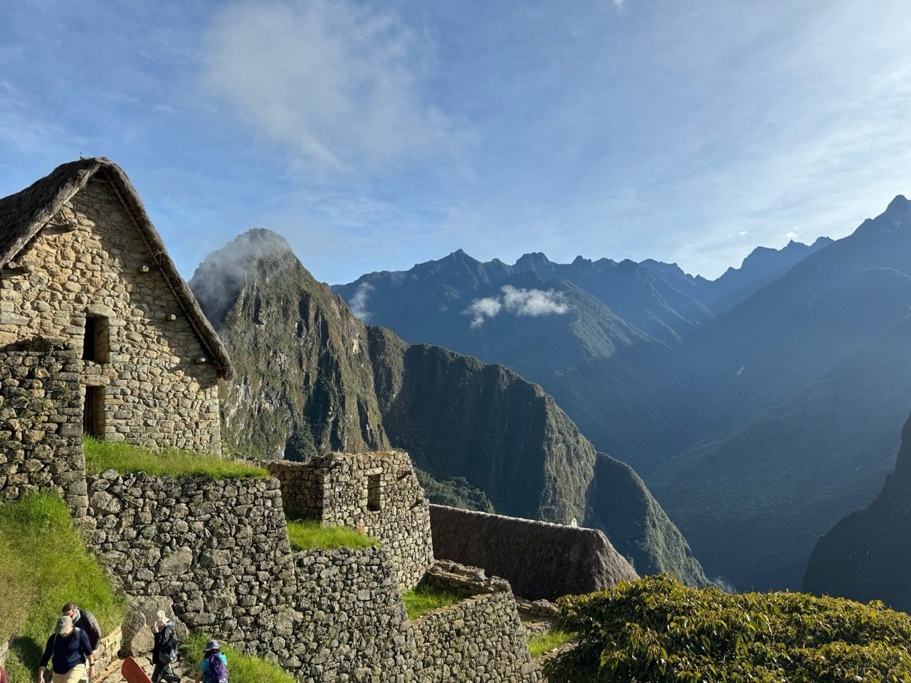 マチュピチュ山からのマチュピチュ遺跡｜hiropon