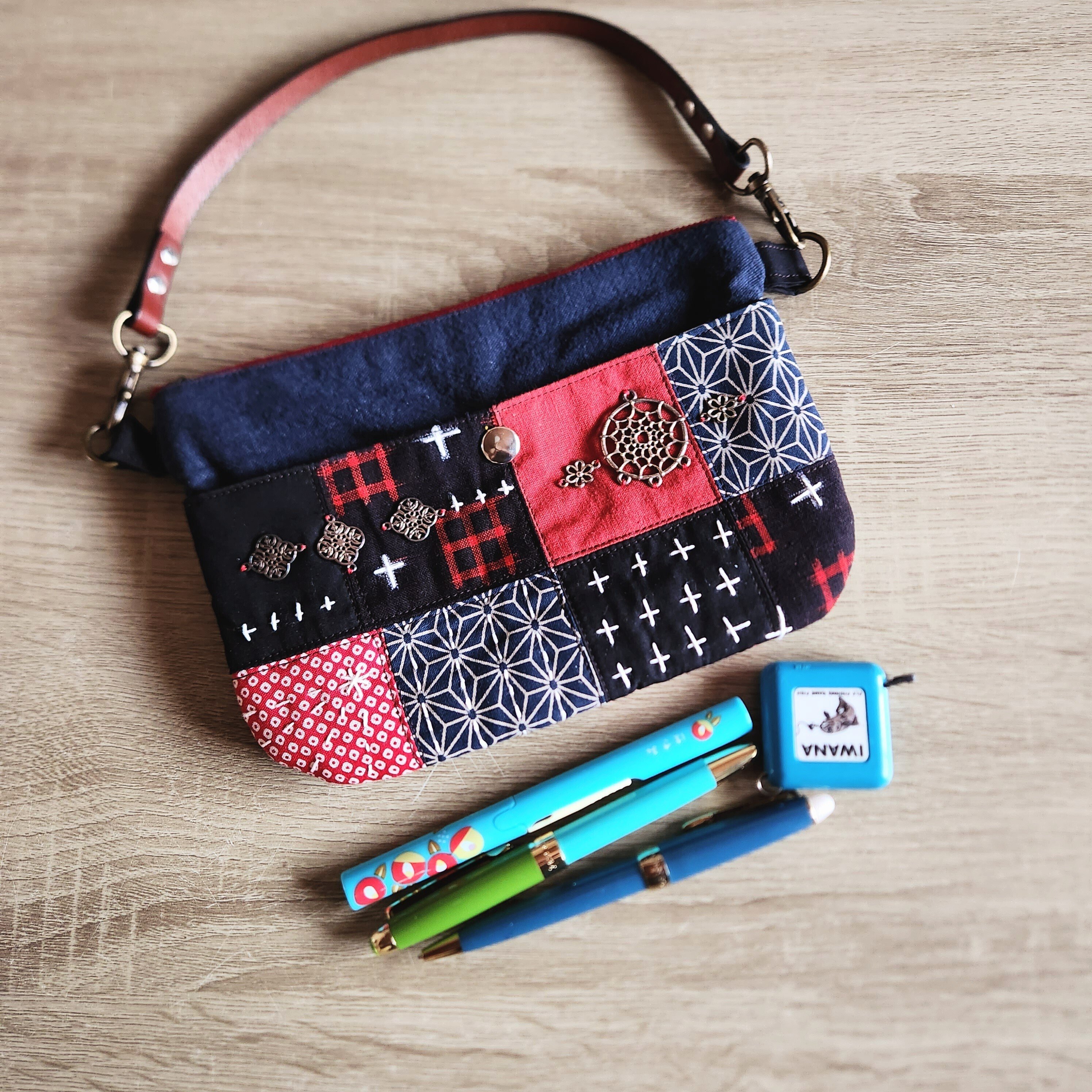 和柄の飾り刺し子パッチワークポーチ ヤフーオークションに出品しま