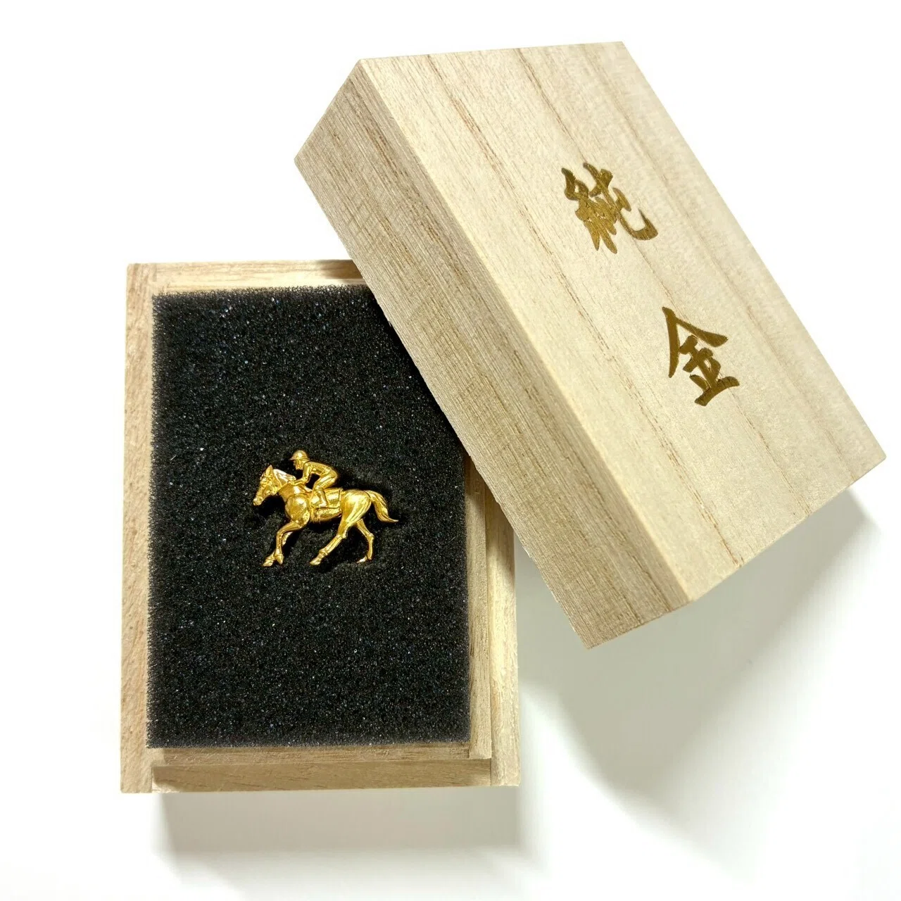 JUNGOLD 純金フルオーダーメイドサービス。世界にひとつだけの「純金
