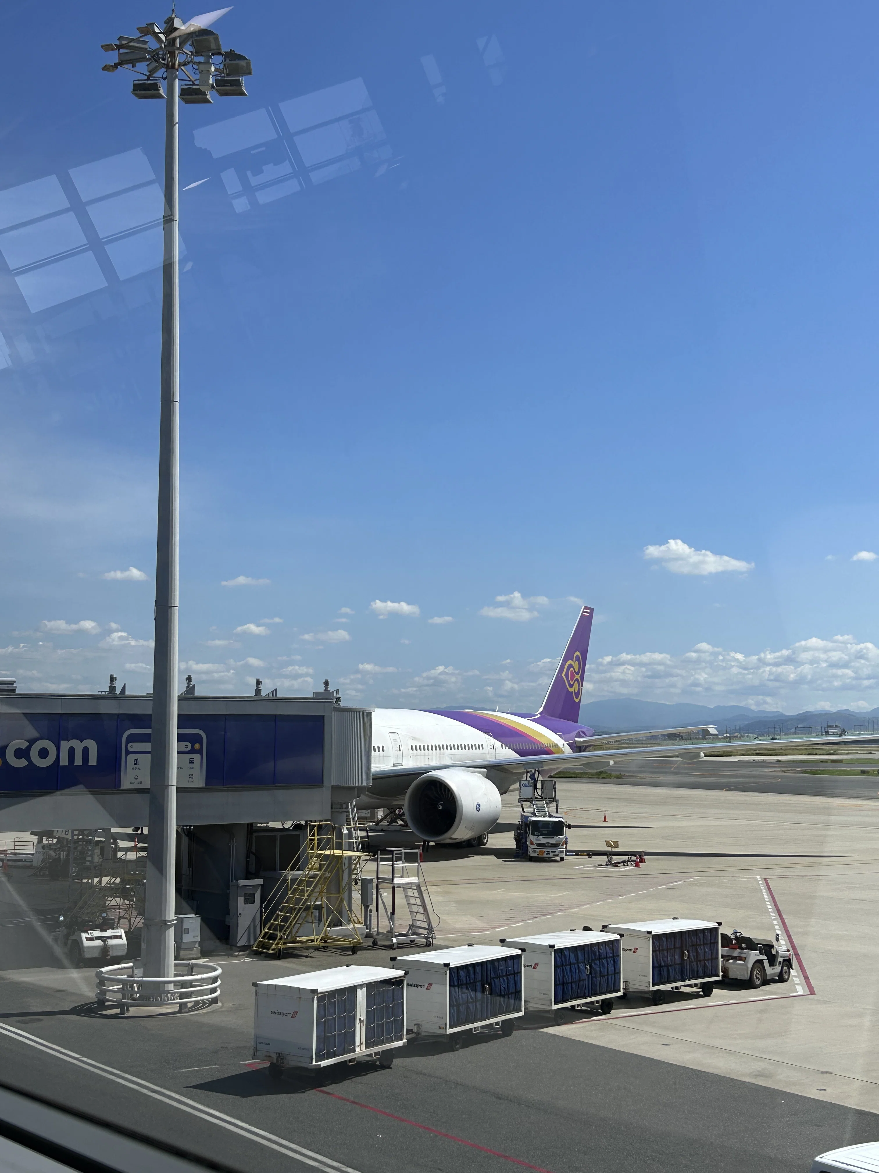 世界一周飛行機旅シーズン1：タイ航空ファーストクラス体験｜ねねこ