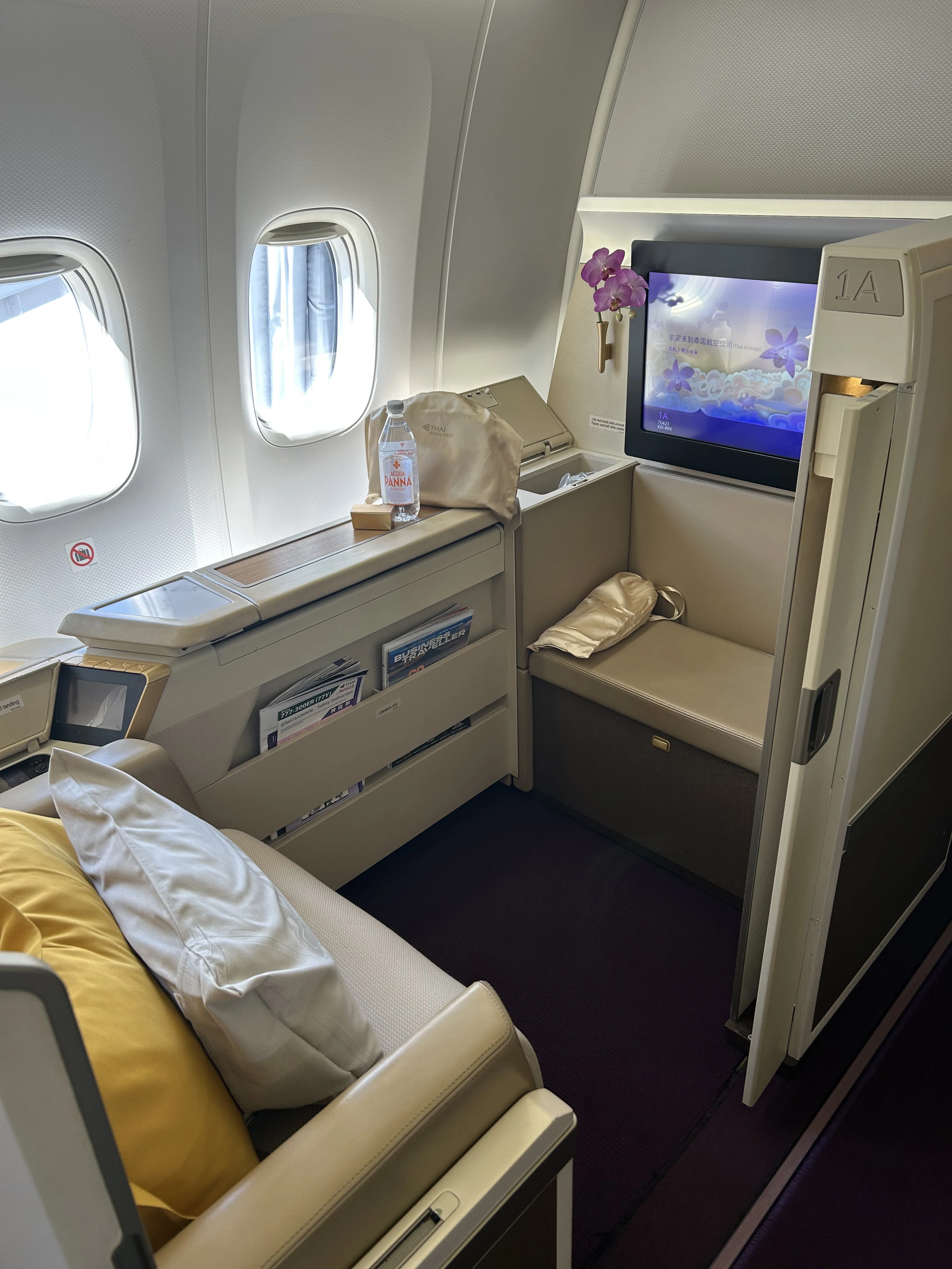 タイ航空　ファースト　LA MER 世界一周飛行機旅シーズン1：タイ航空ファーストクラス体験｜ねねこ