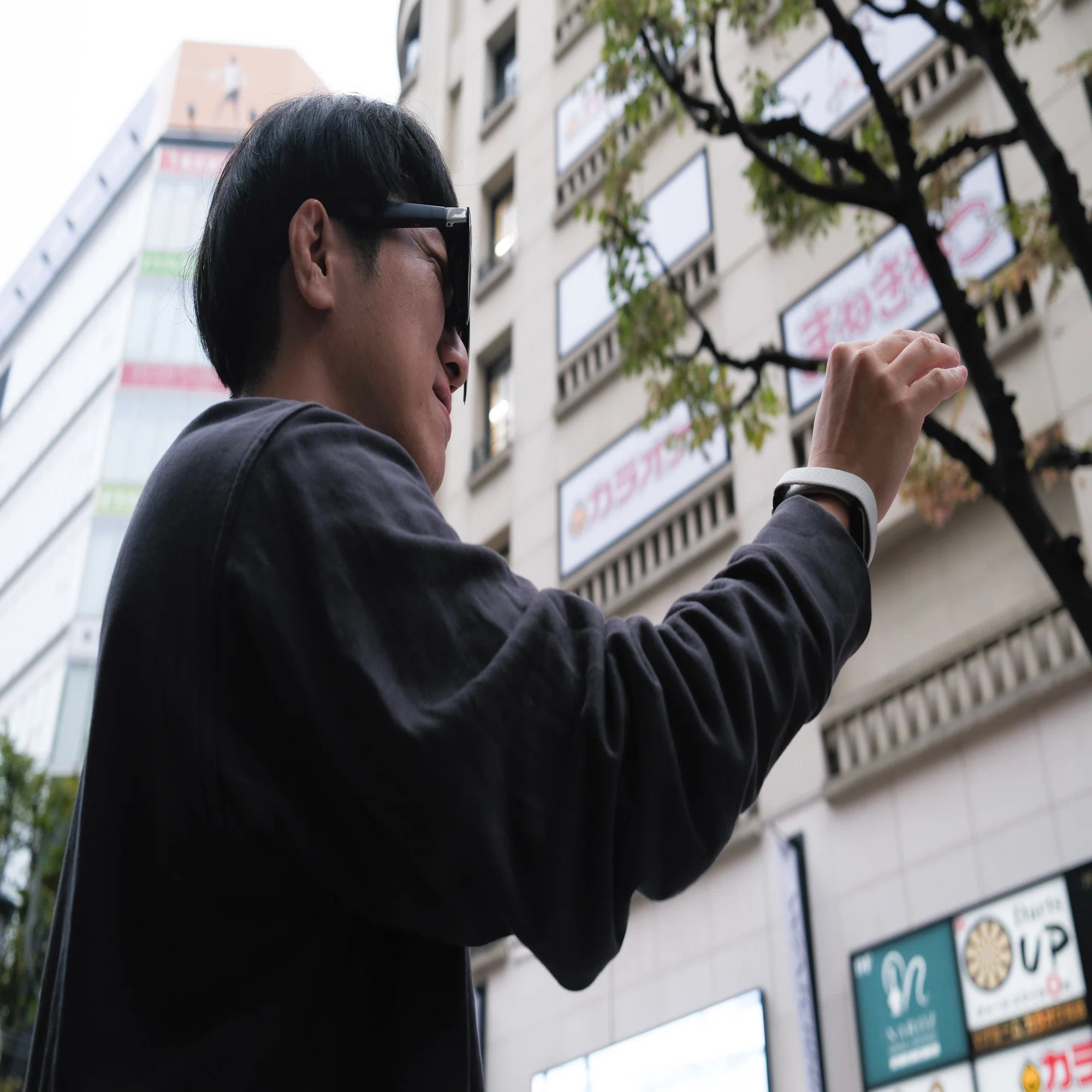 SF体験】神経信号で操作する次世代リストバンド「Mudra Link」レビュー 