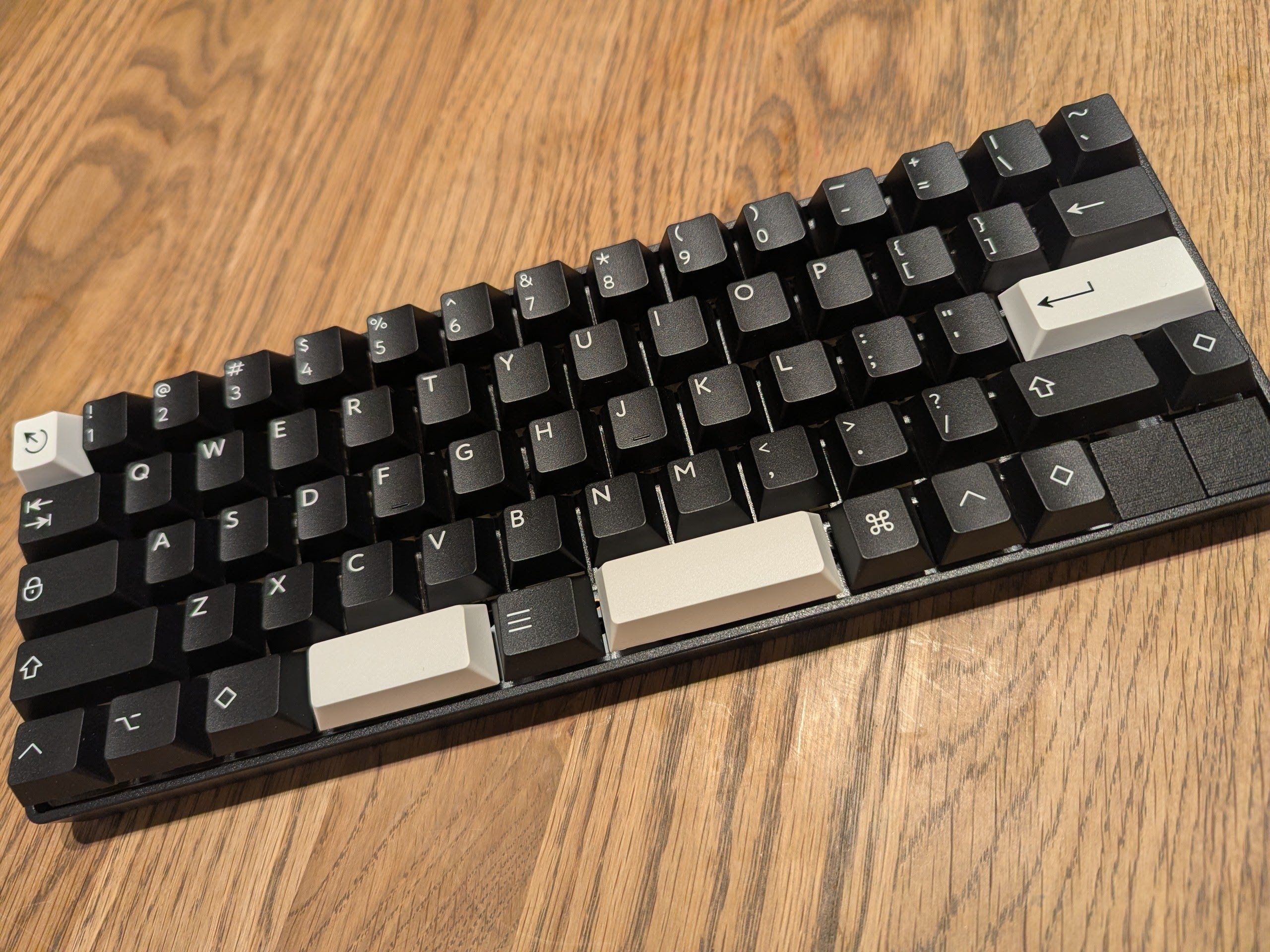 メカニカル 自作 キーボード ホットスワップ　アルミケース メカニカル 自作 キーボード ホットスワップ アルミケース 初心者にも