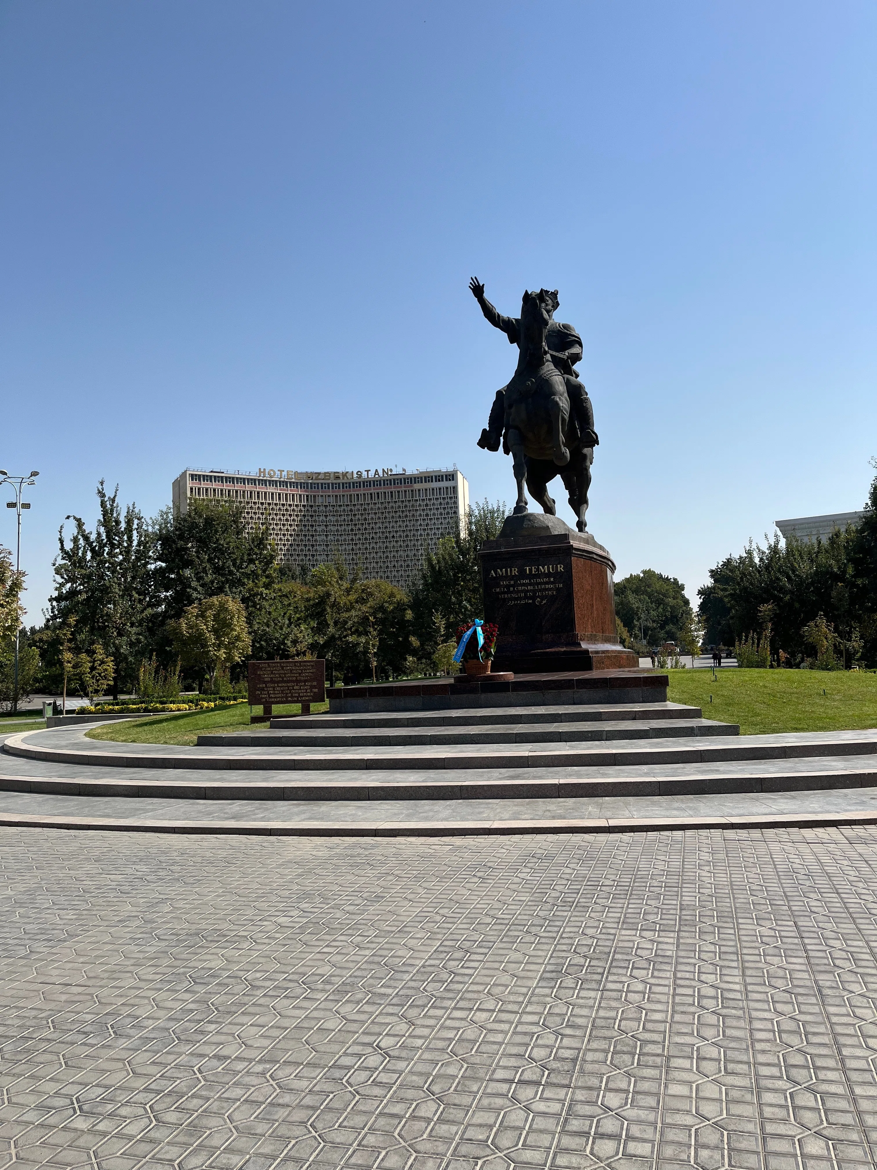 Uzbekistan Edition] Part 12: Sightseeing in Tashkent via Metro