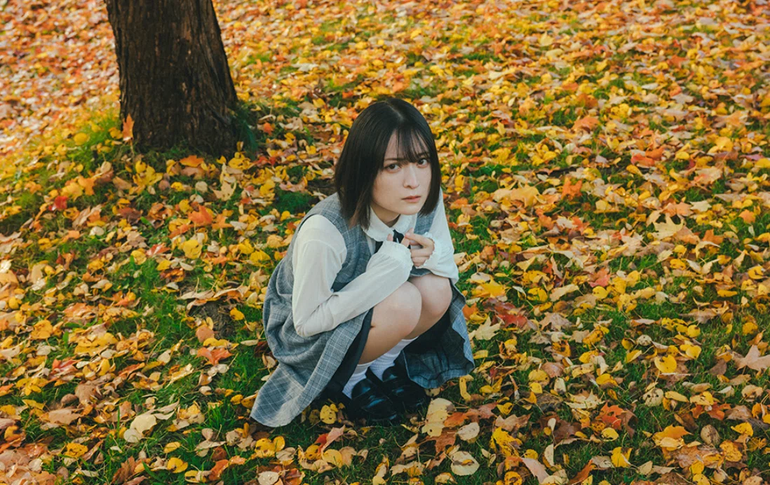 登録者50万人のYouTuber『りんの田舎暮らし』星野凛がついに初グラビア
