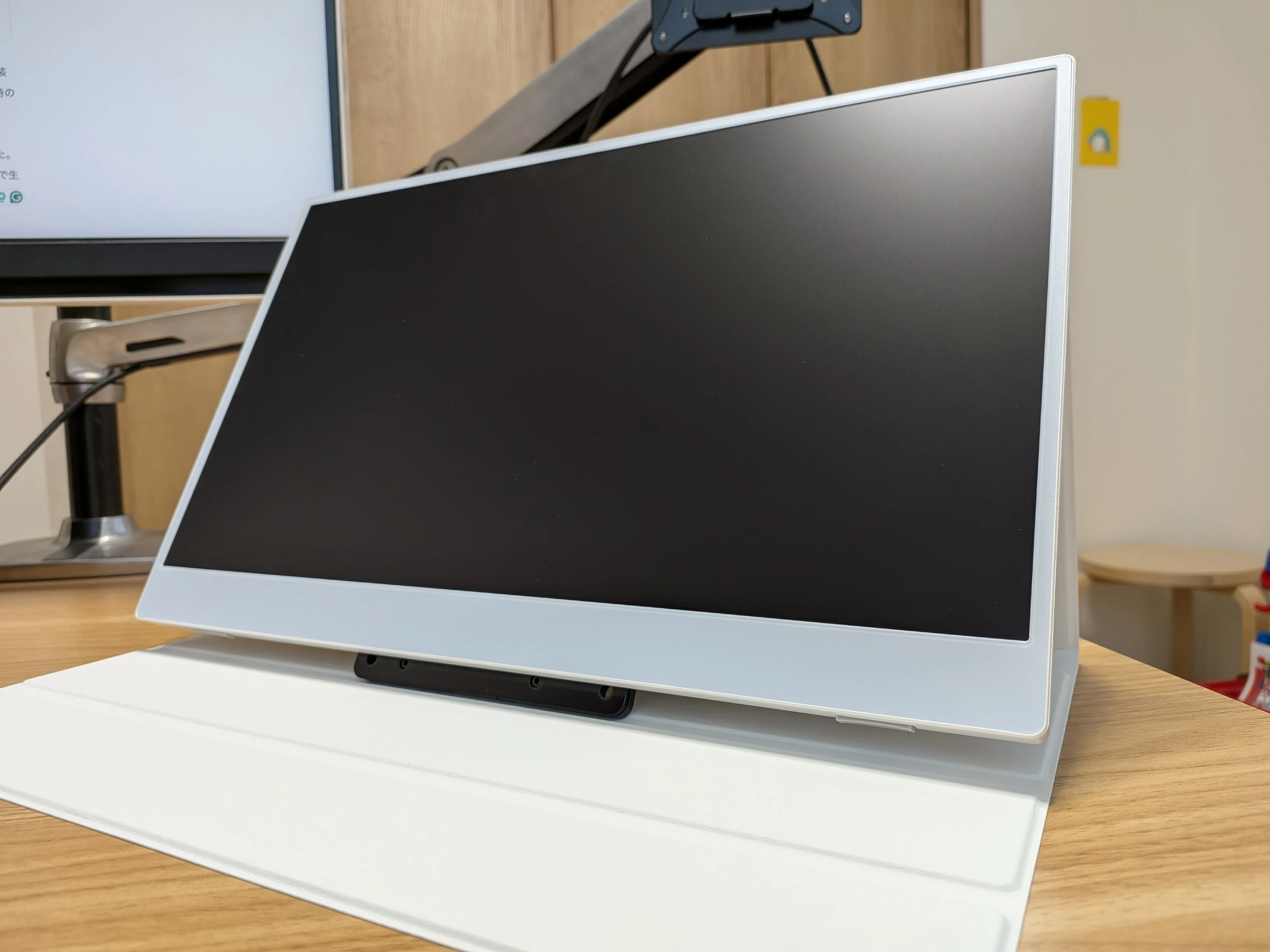 サブモニターを買った【Newsoul モバイルモニター 15.6インチ】｜うっちー