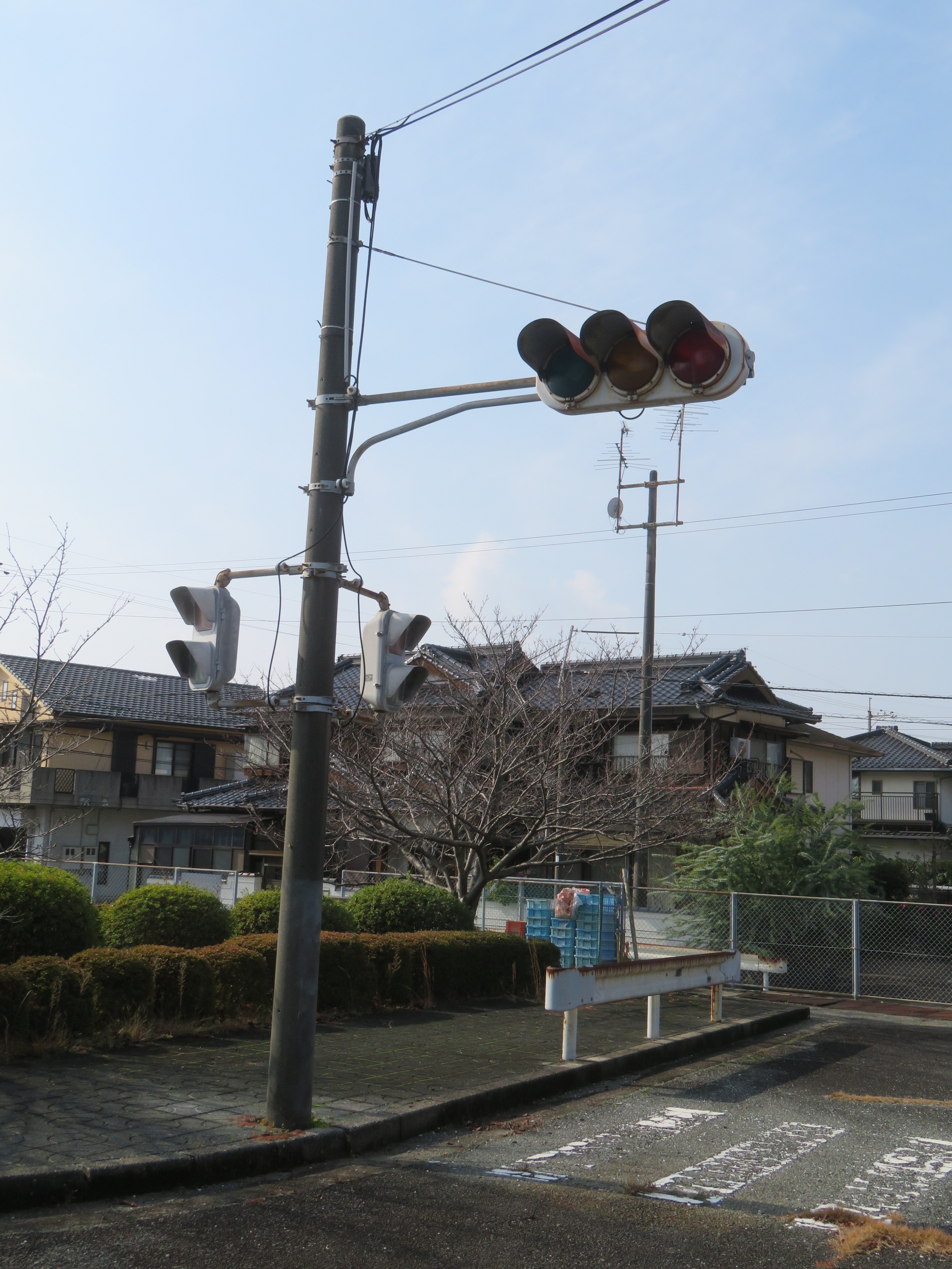 山口県の信号機】本物の信号機がある公園【防府市 迫戸児童公園】｜るーと