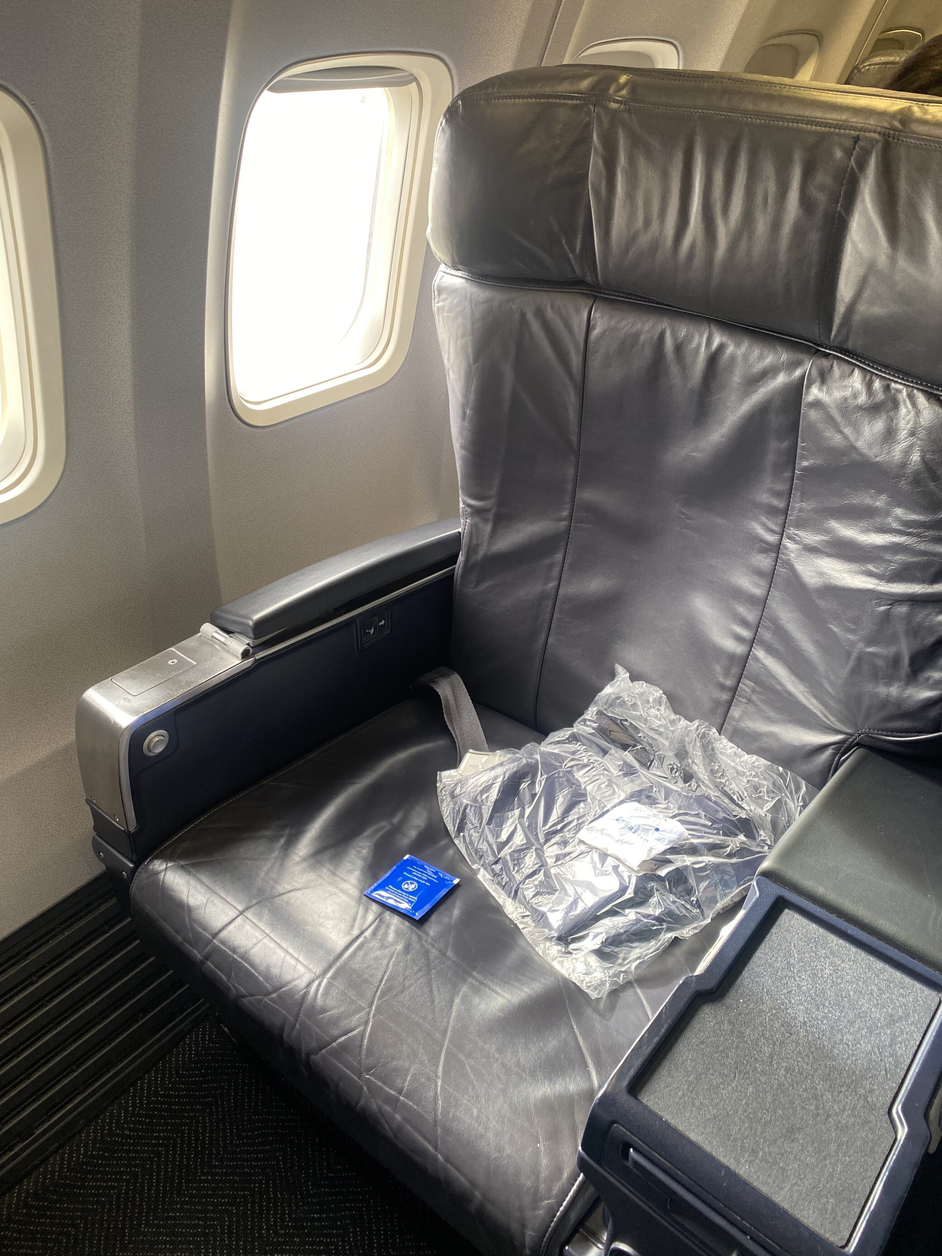 旅行】ユナイテッド航空ビジネスクラス2｜さやか