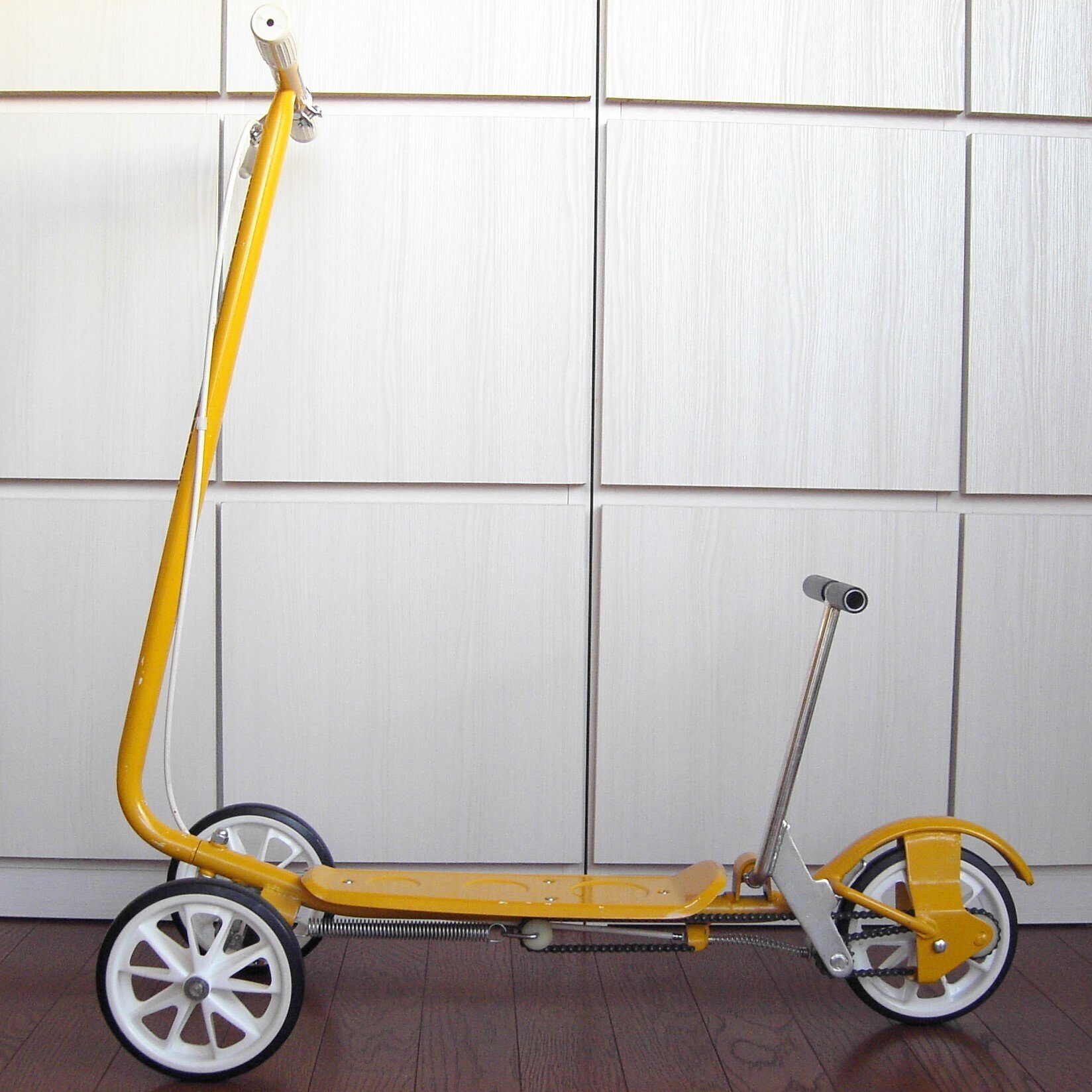 ローラースルーGOGO 車体 ローラースルーGOGO｜昭和レトログラフィティ