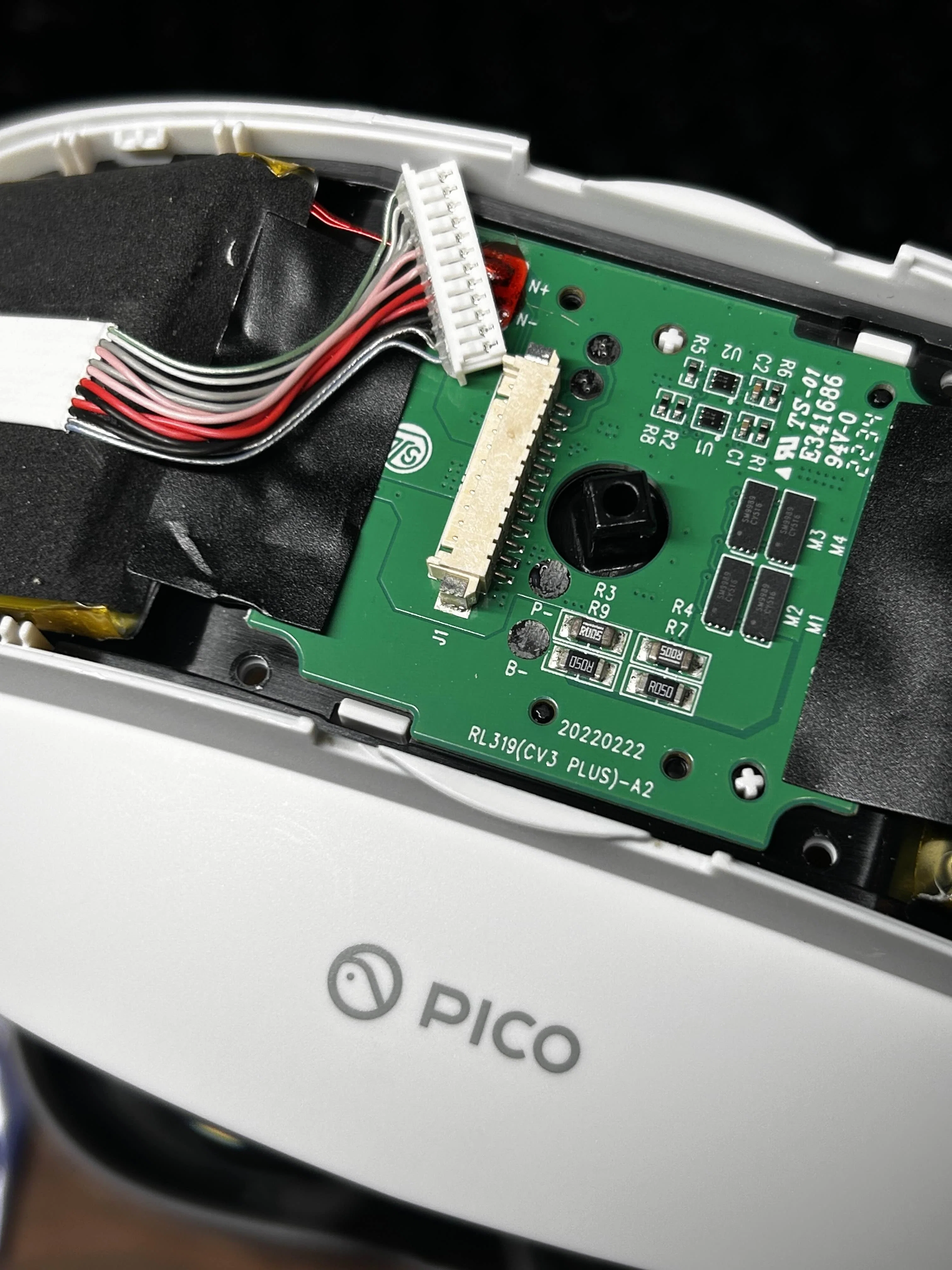Pico4の分解 本体Type-C交換｜こやむ