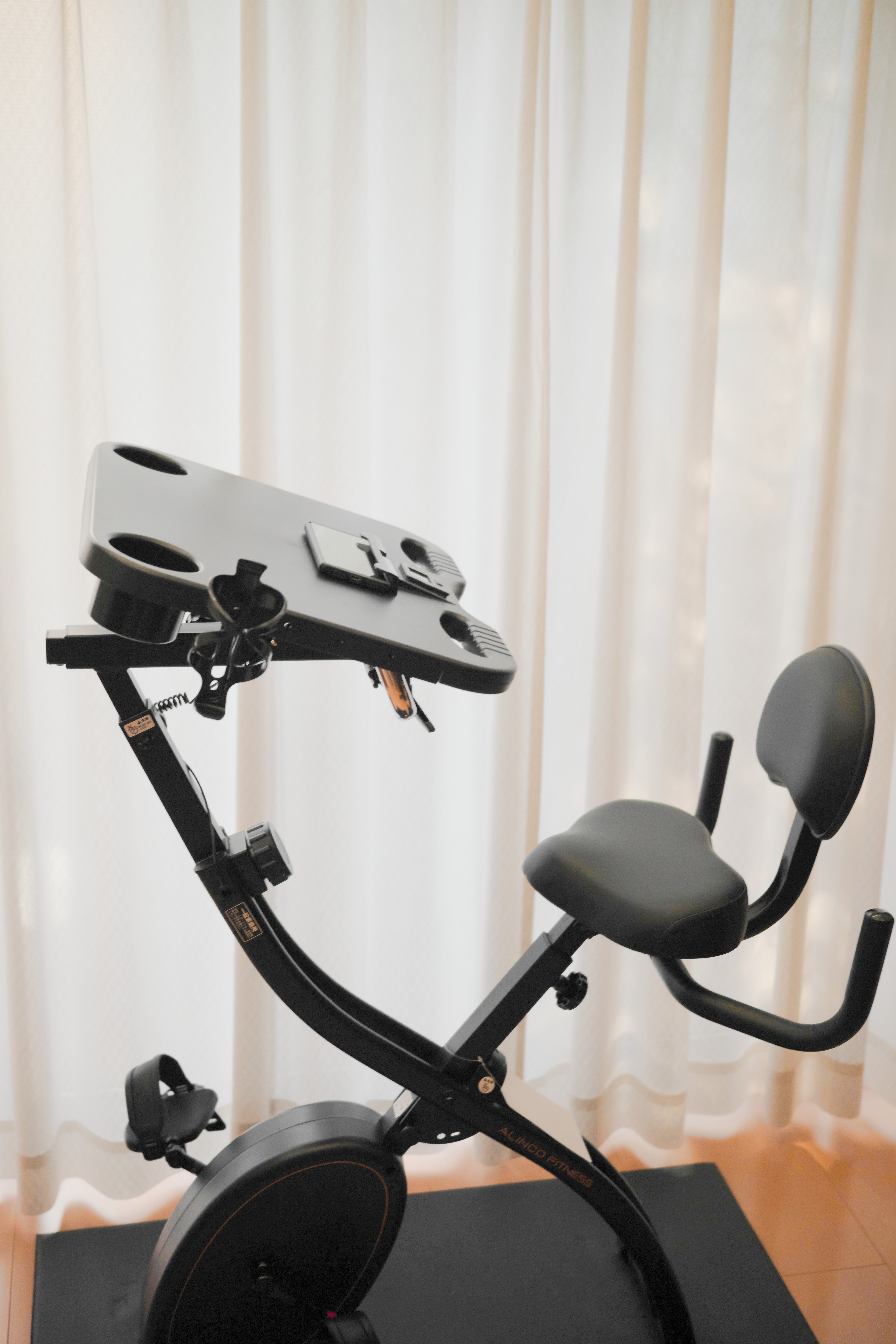 レビュー】「ながら運動」に最適なエアロバイク。ながらバイク4623Aで