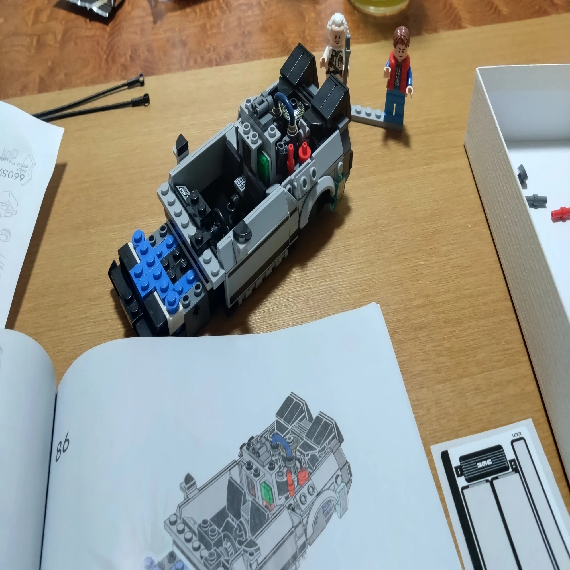 デロリアンレゴ 迷うなら買え LEGOバック・トゥ・ザ・フューチャー 