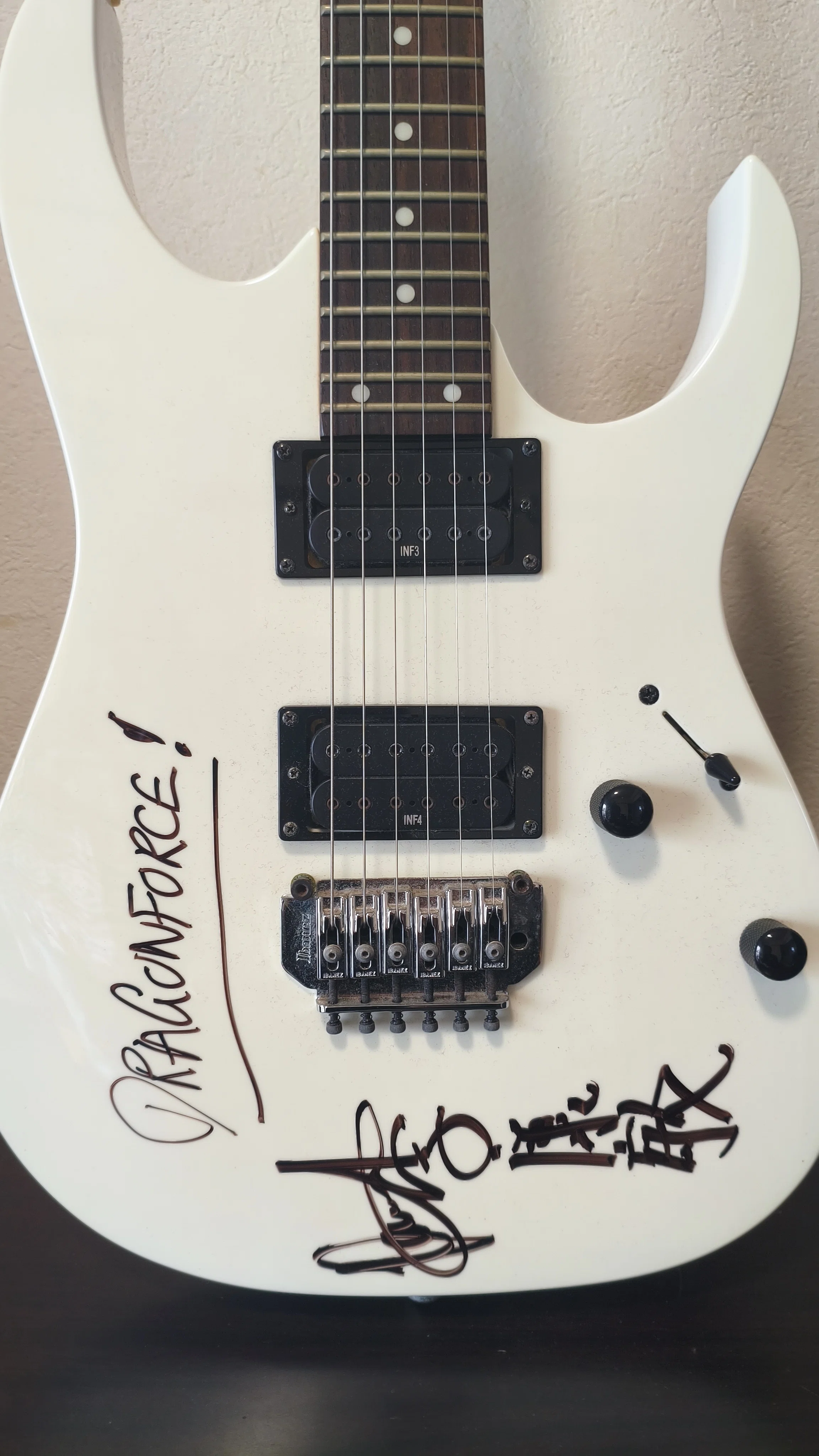 Ibanez DragonForce シグネチャー 2本セット Ibanez DragonForce シグネチャー 2本セット