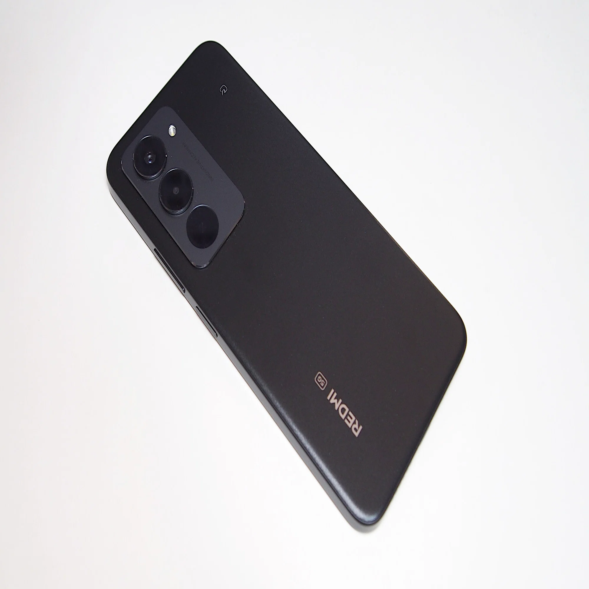 REDMI 15 5G 実機レビュー！バッテリーも本体もデカイ格安機、電池持ち 