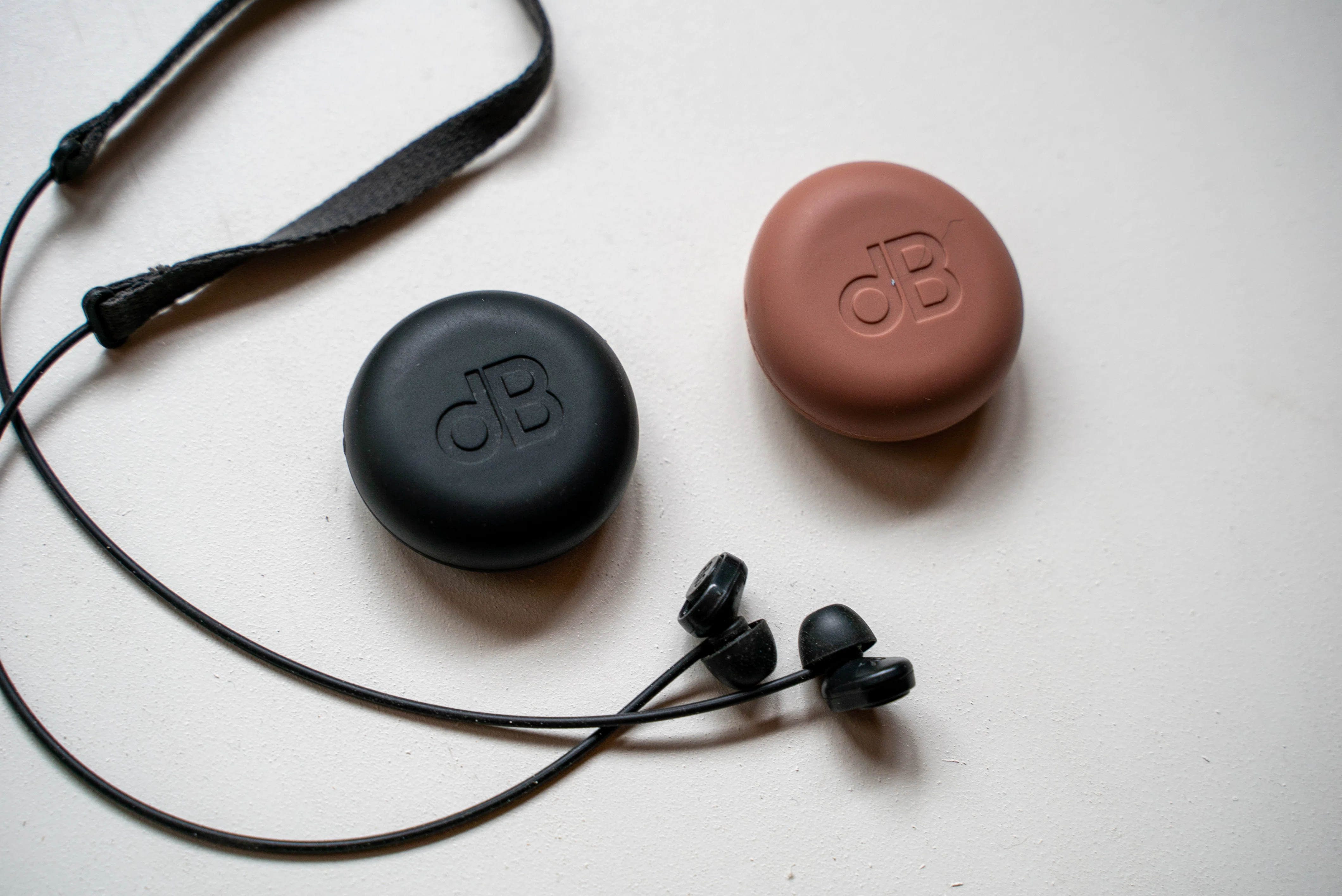3年愛用】電源不要のノイキャン？アナログ耳栓『dBud』がDIY/工事に