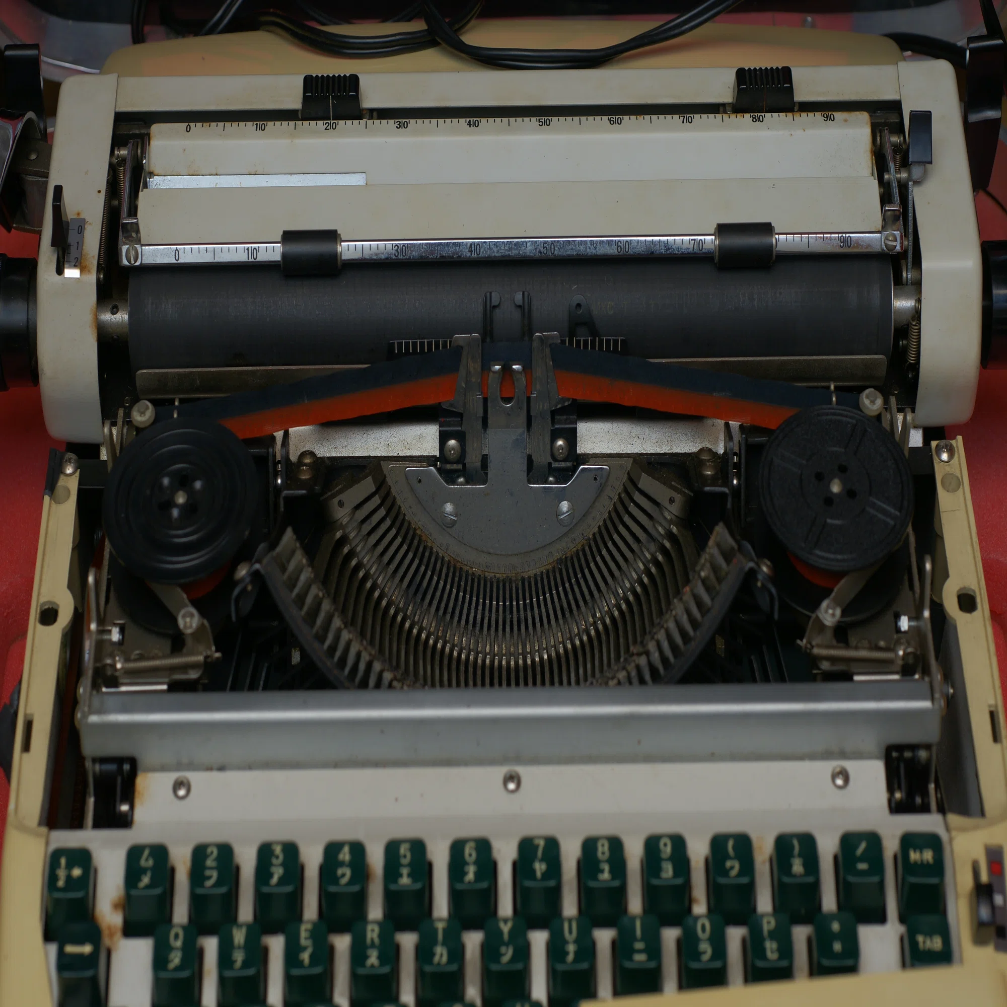 時代は電気革命。タイプライター[NIPPO NE-1000]｜Sven