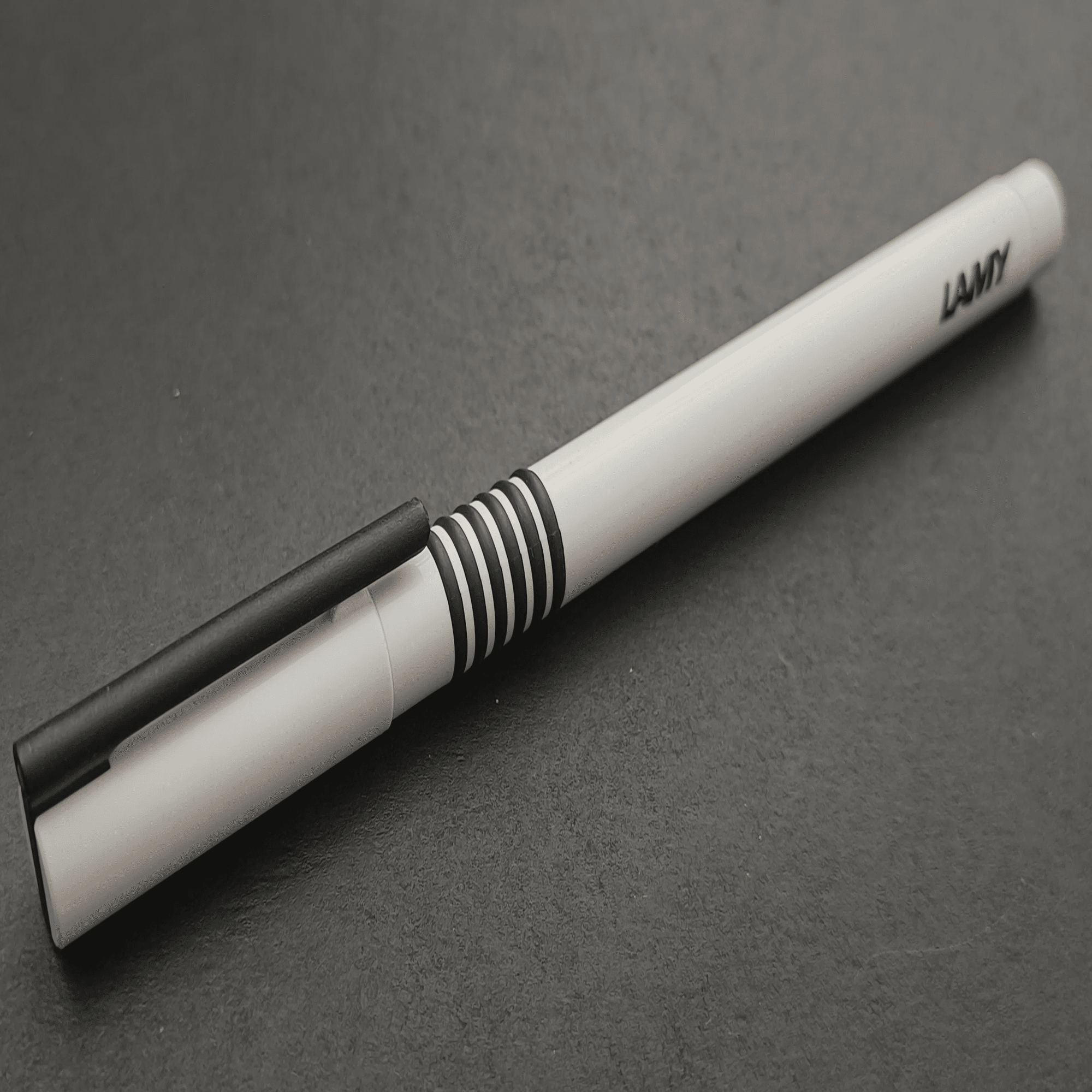 LAMY White pen｜KAWEkollektor