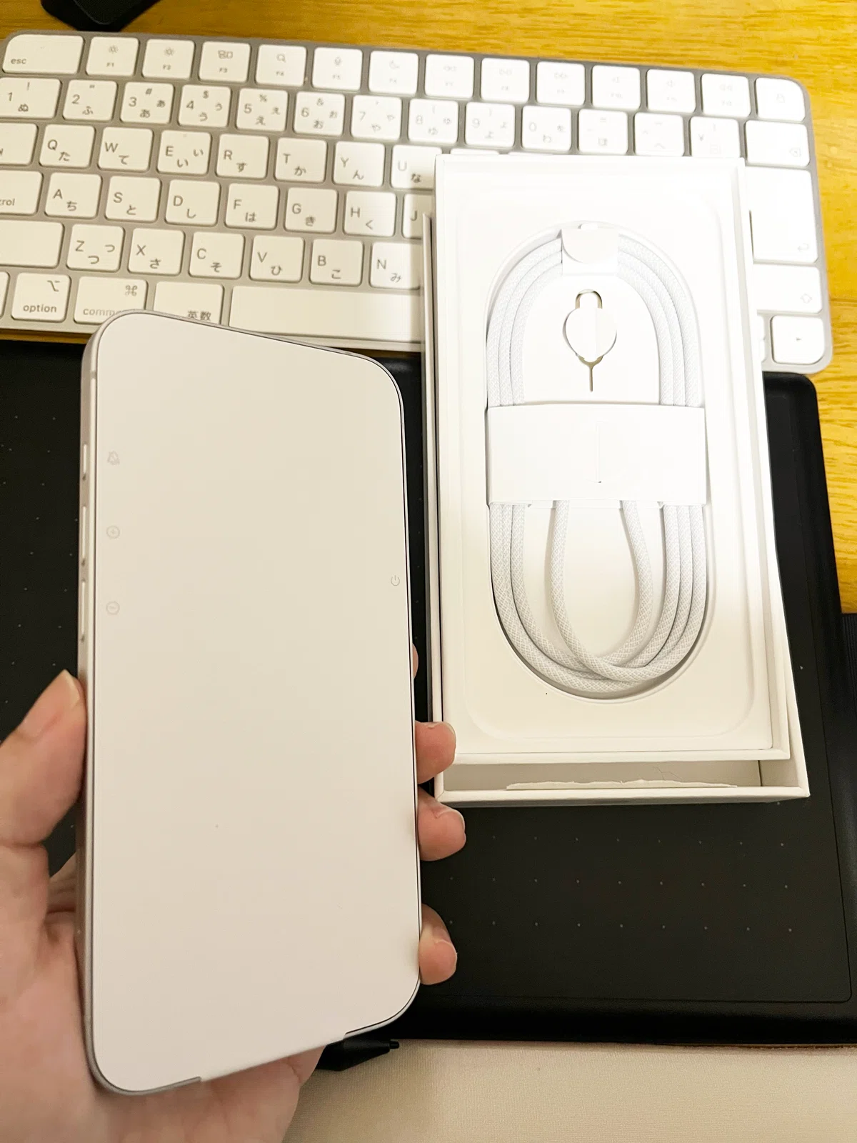 感想レビュー】スマホ値上げされる前にiPhone16e 128GBを購入した件 