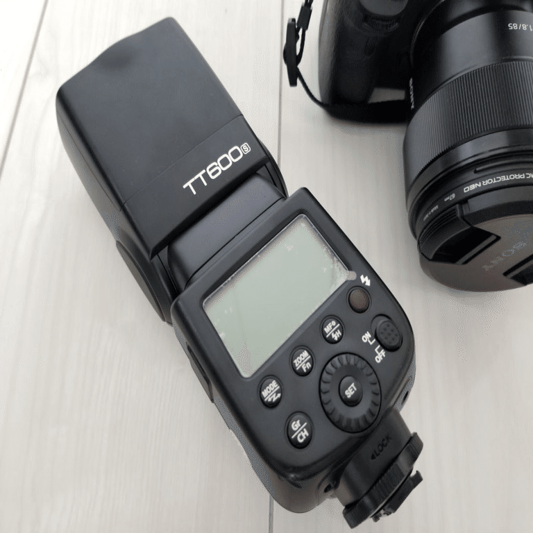 決定版】ストロボのおすすめモデル選び方完全ガイド｜種類・メーカー