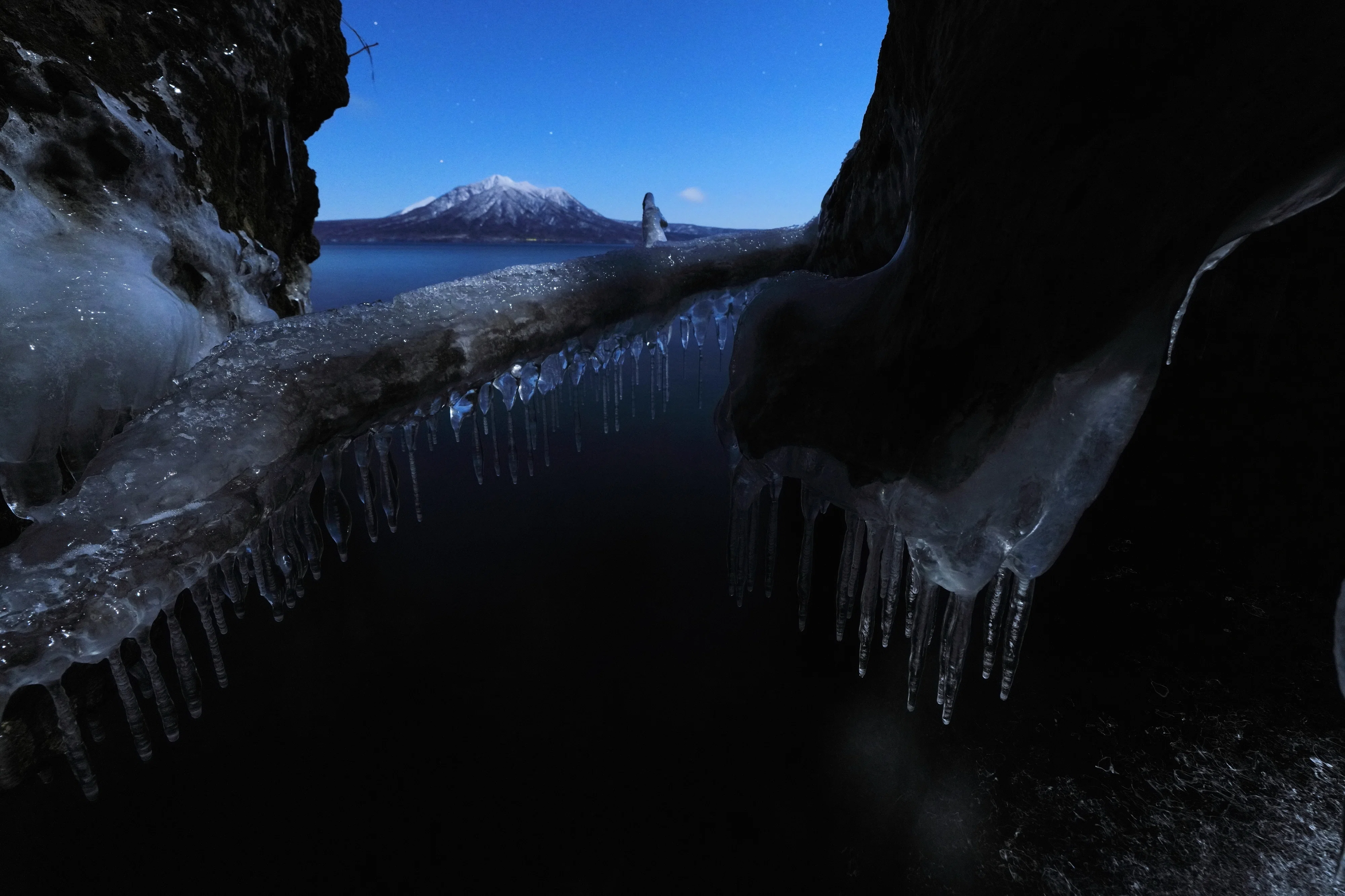 月明りの神秘氷｜風景写真 四季の山旅