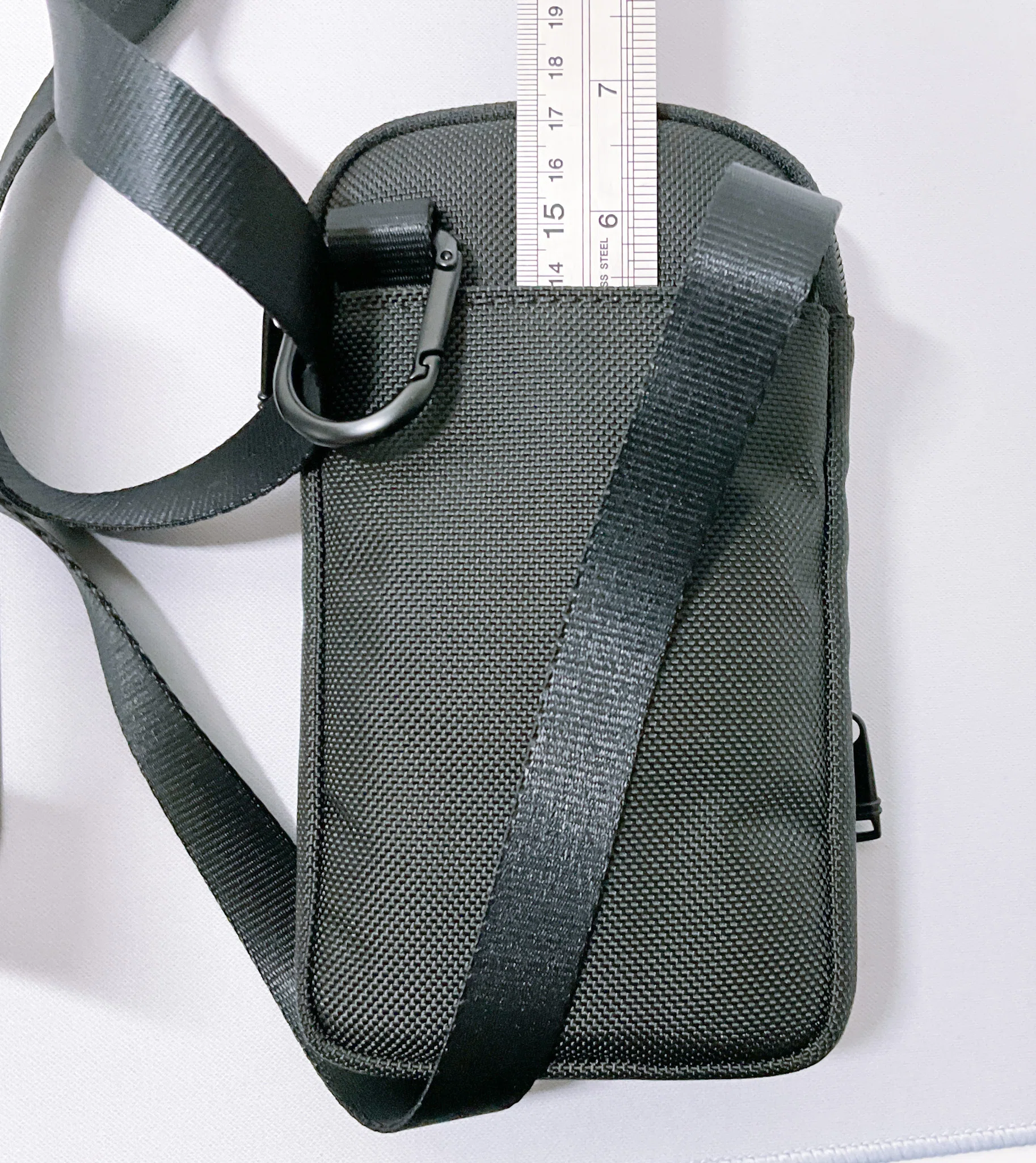 TUMI】「スモール・クロスボディ・ポーチ」を3ヶ月使用した感想