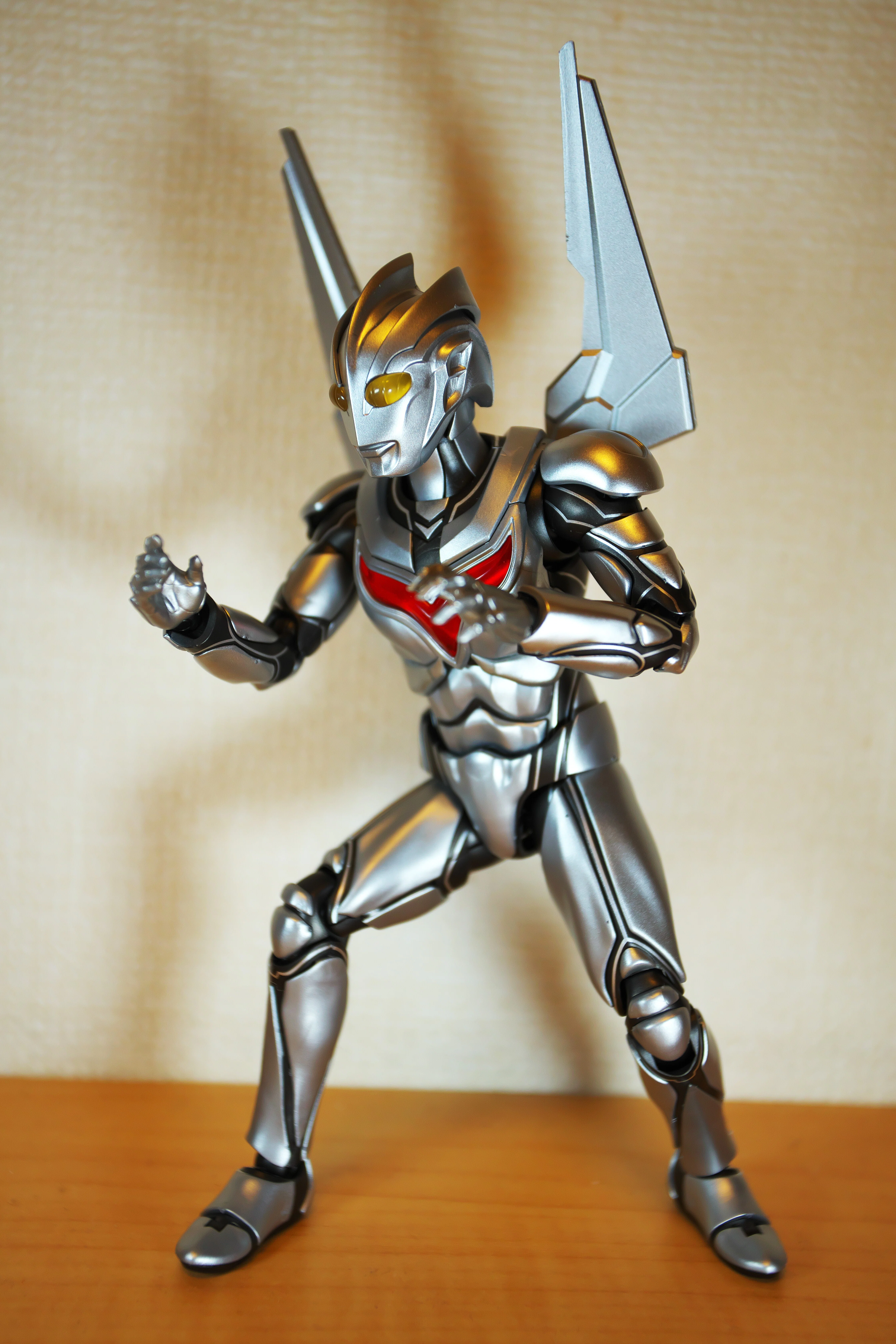 新発売　中国正規品　blokees 大シクレ　ウルトラマン　フィギュア　エックス 中国限定 布鲁可Blokees ウルトラマンブロックフィギュア エックス