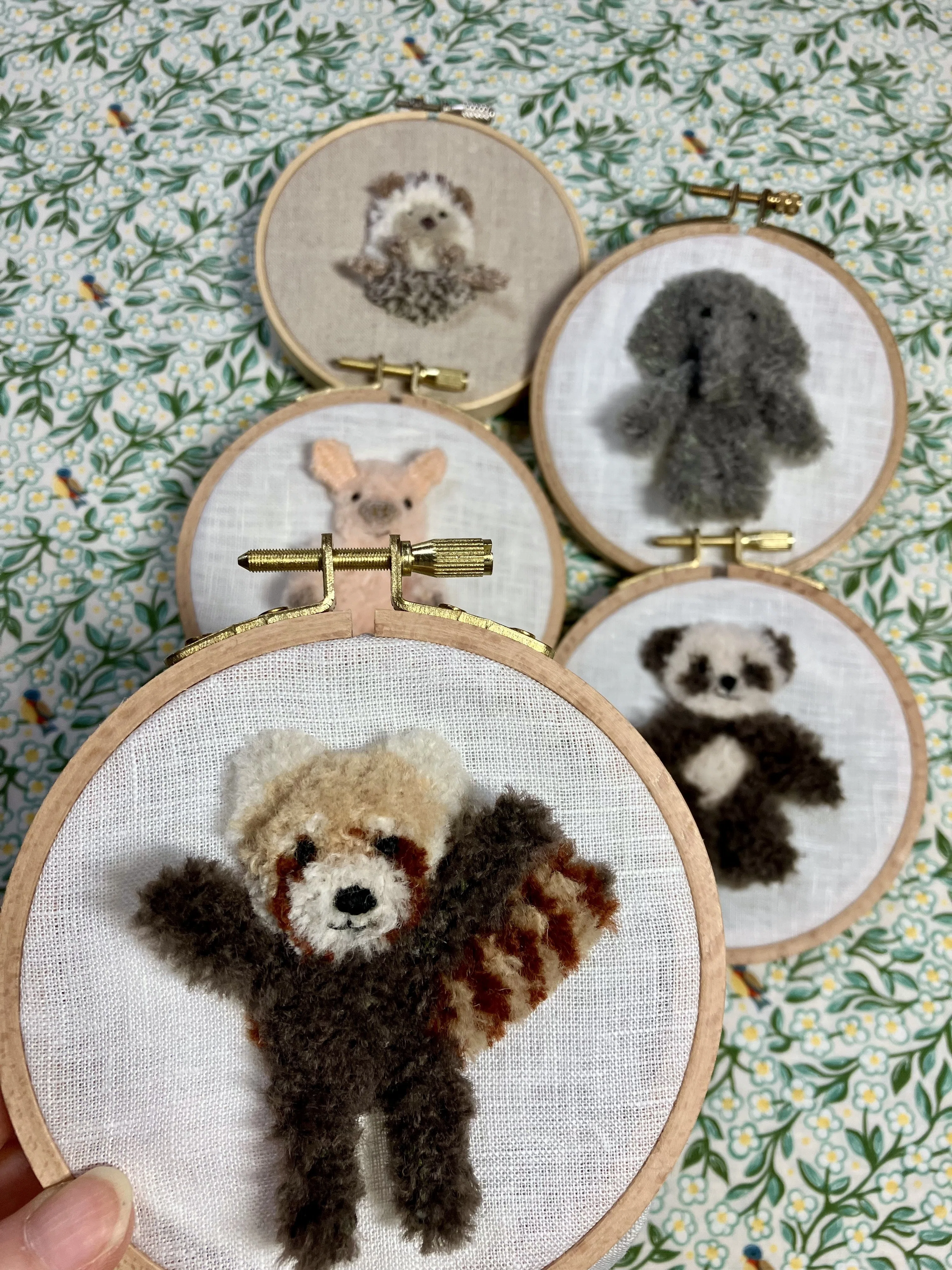 立体刺繍⑯レッサーパンダ｜kiki