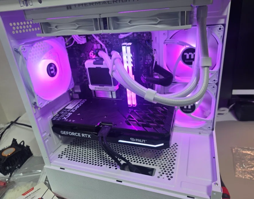 AIと一緒にゆるく自作PC ～BTOパソコン、ケースのお引越し 