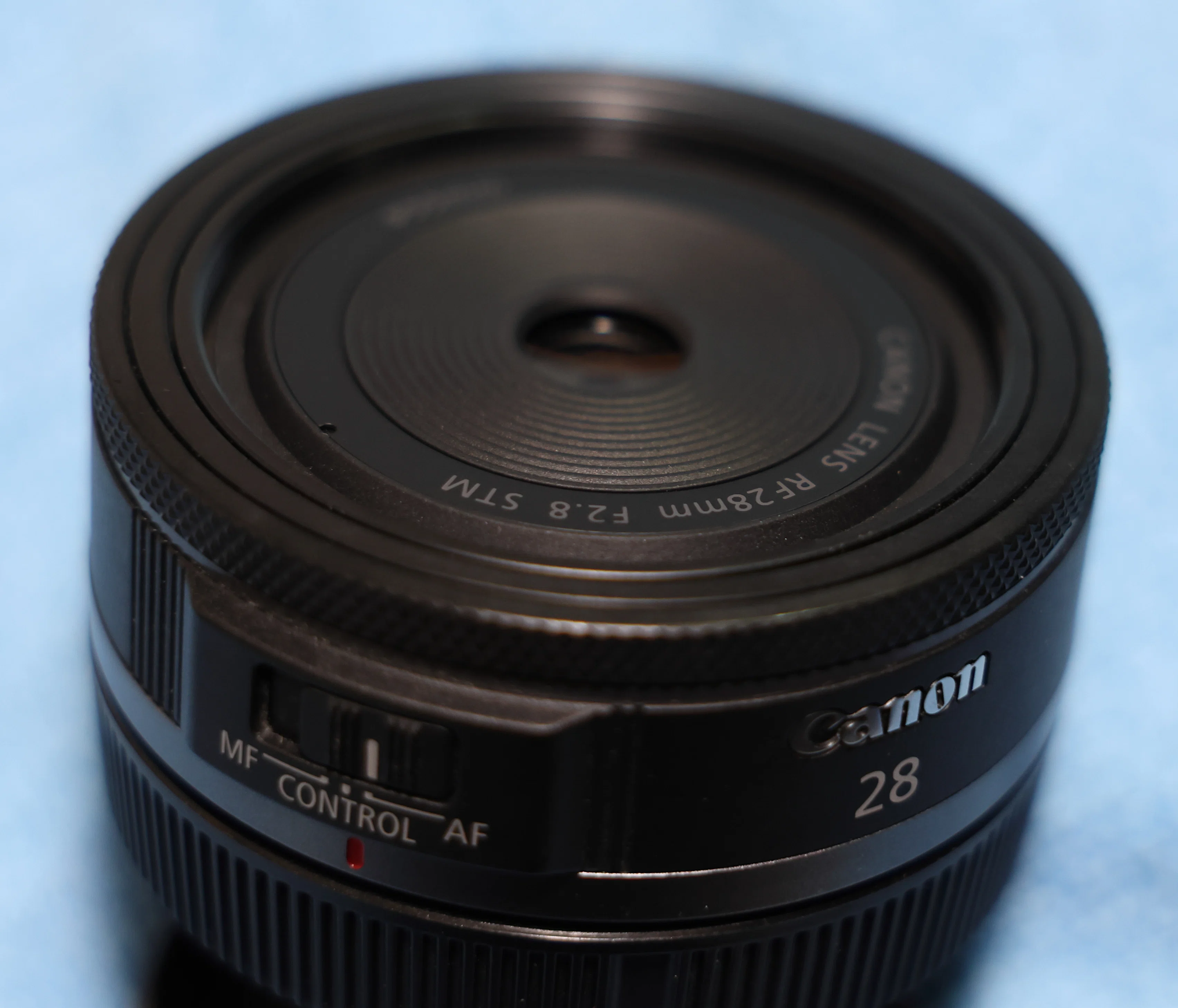 え？持ってないの？なんで？？ RF28mm F2.8 STM｜大佐藤