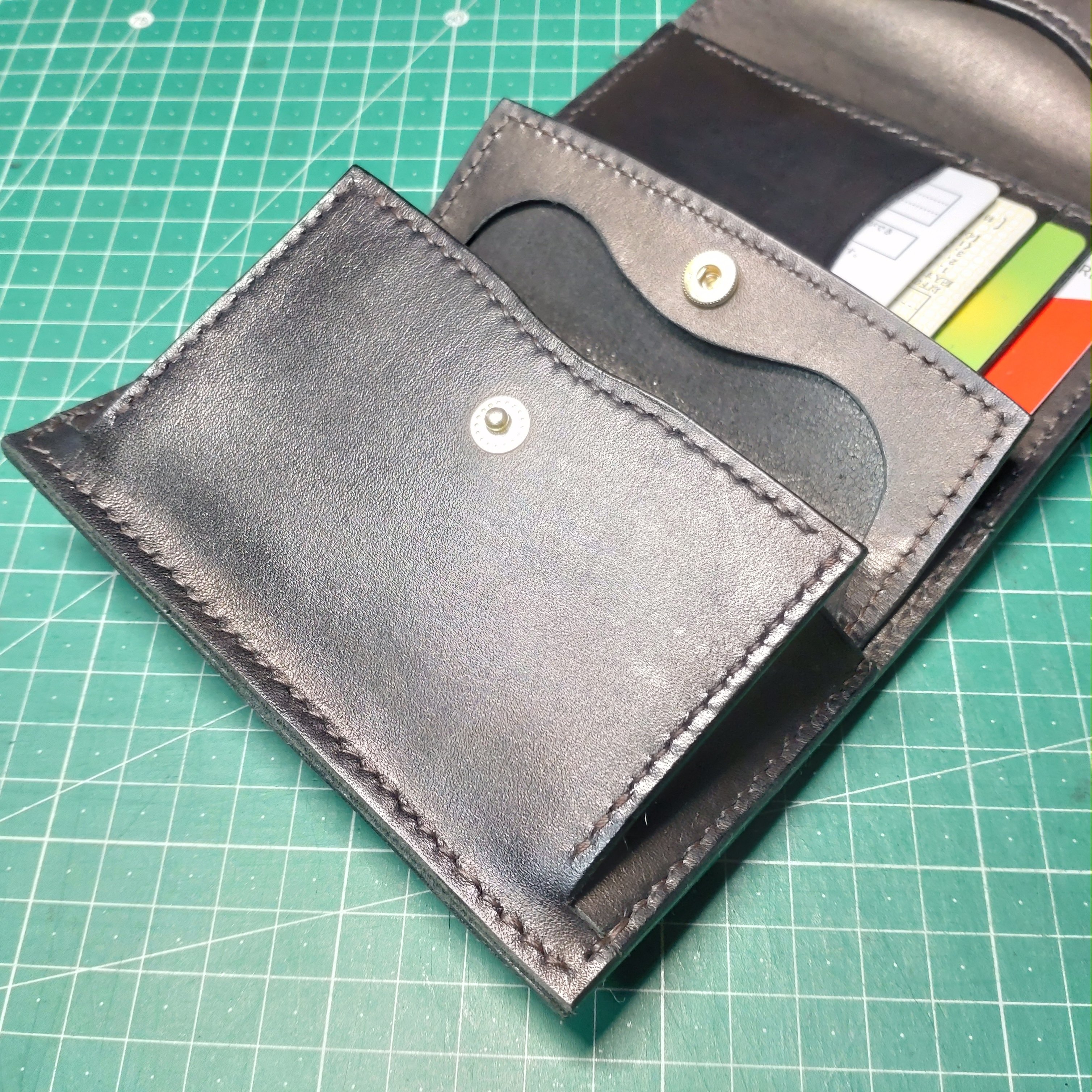 ゲンコウの財布の新作の試作が終わりました！｜ゲンコウ 革小物作家