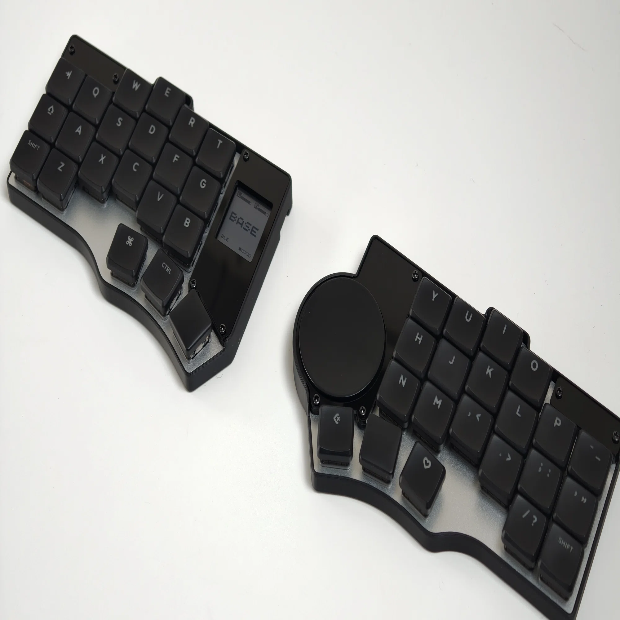 Vol.07】Toucan Keyboard｜完成度はかなり高い。でも“トラックボール派 