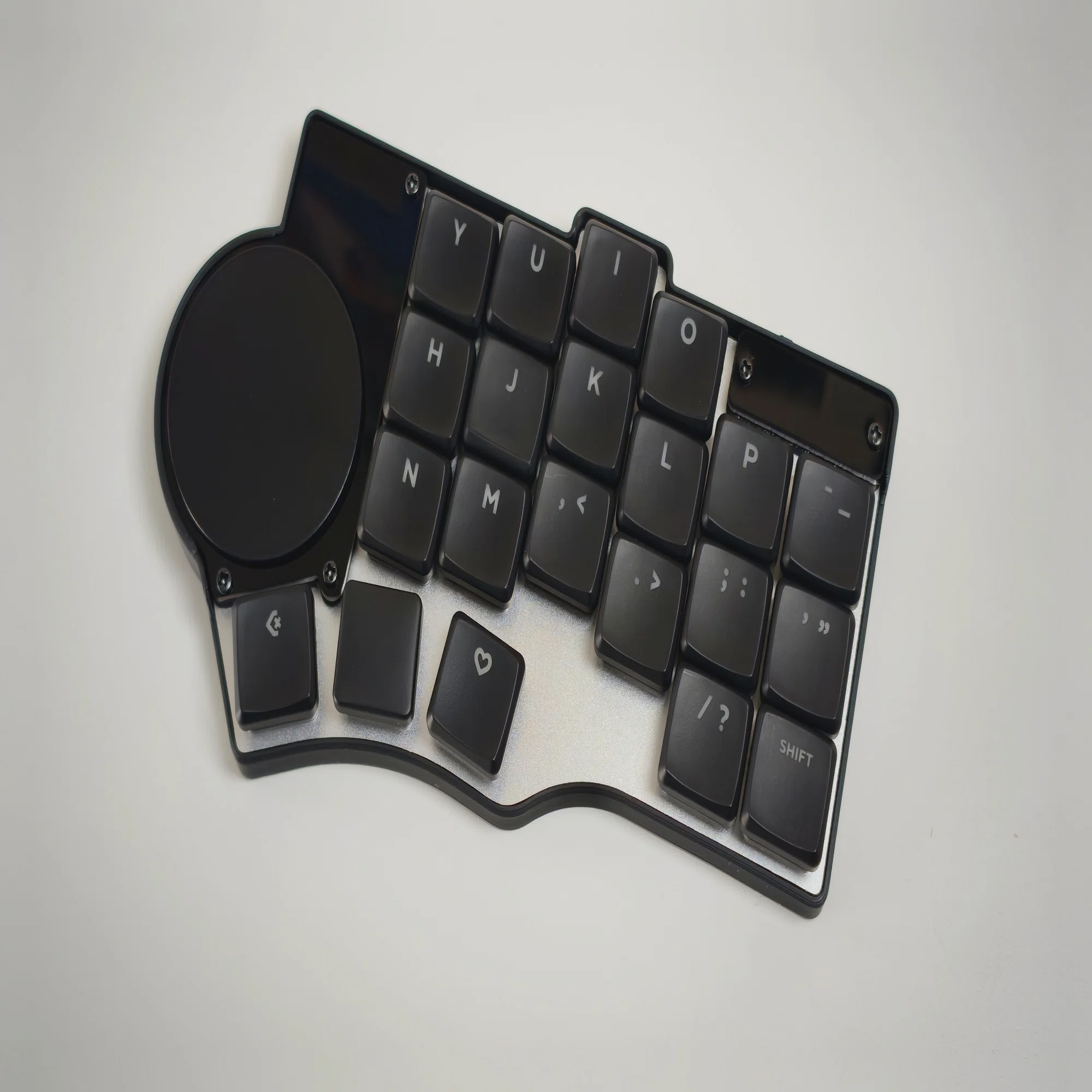 Vol.07】Toucan Keyboard｜完成度はかなり高い。でも“トラックボール派 