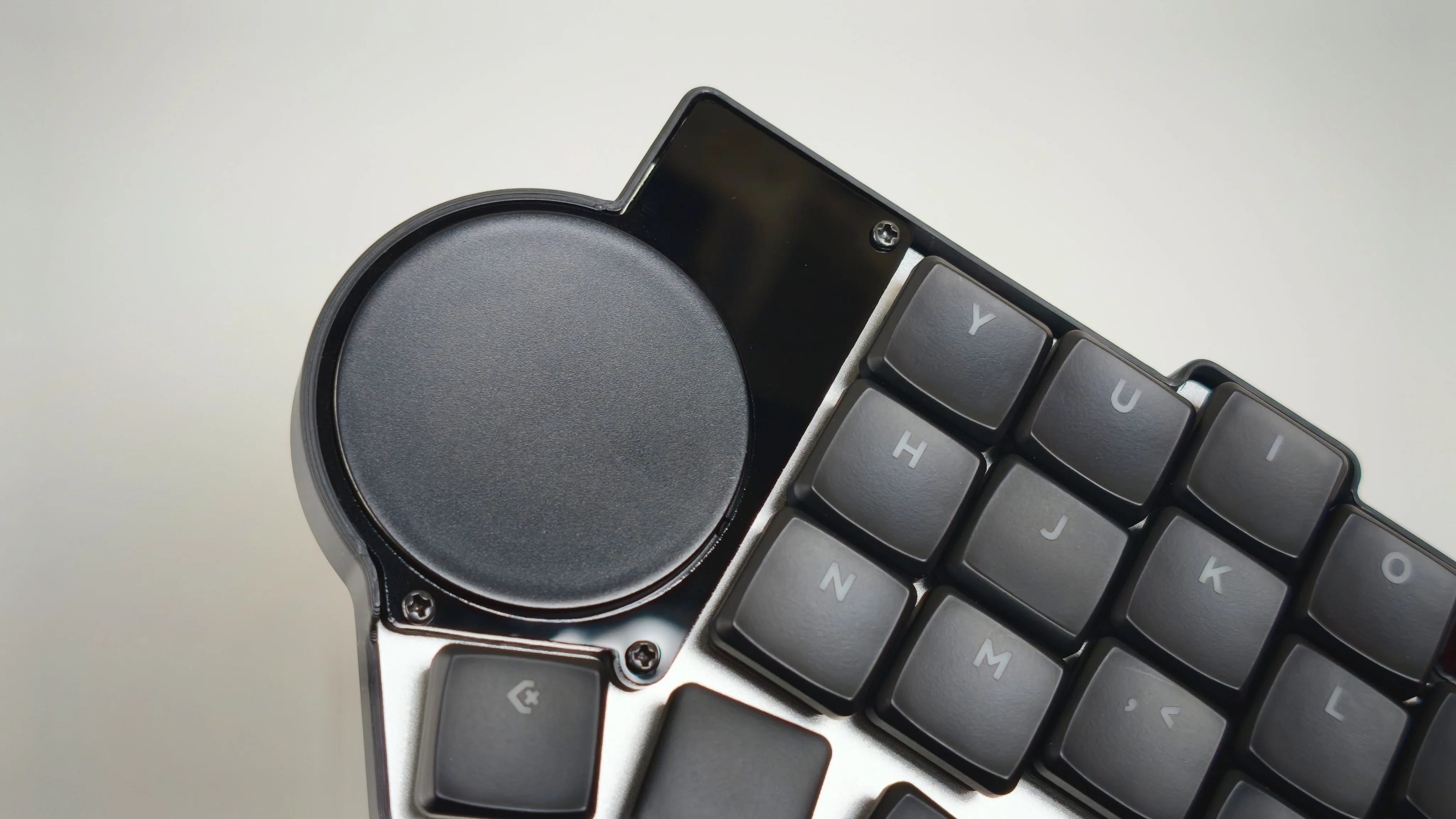 Vol.07】Toucan Keyboard｜完成度はかなり高い。でも“トラックボール派